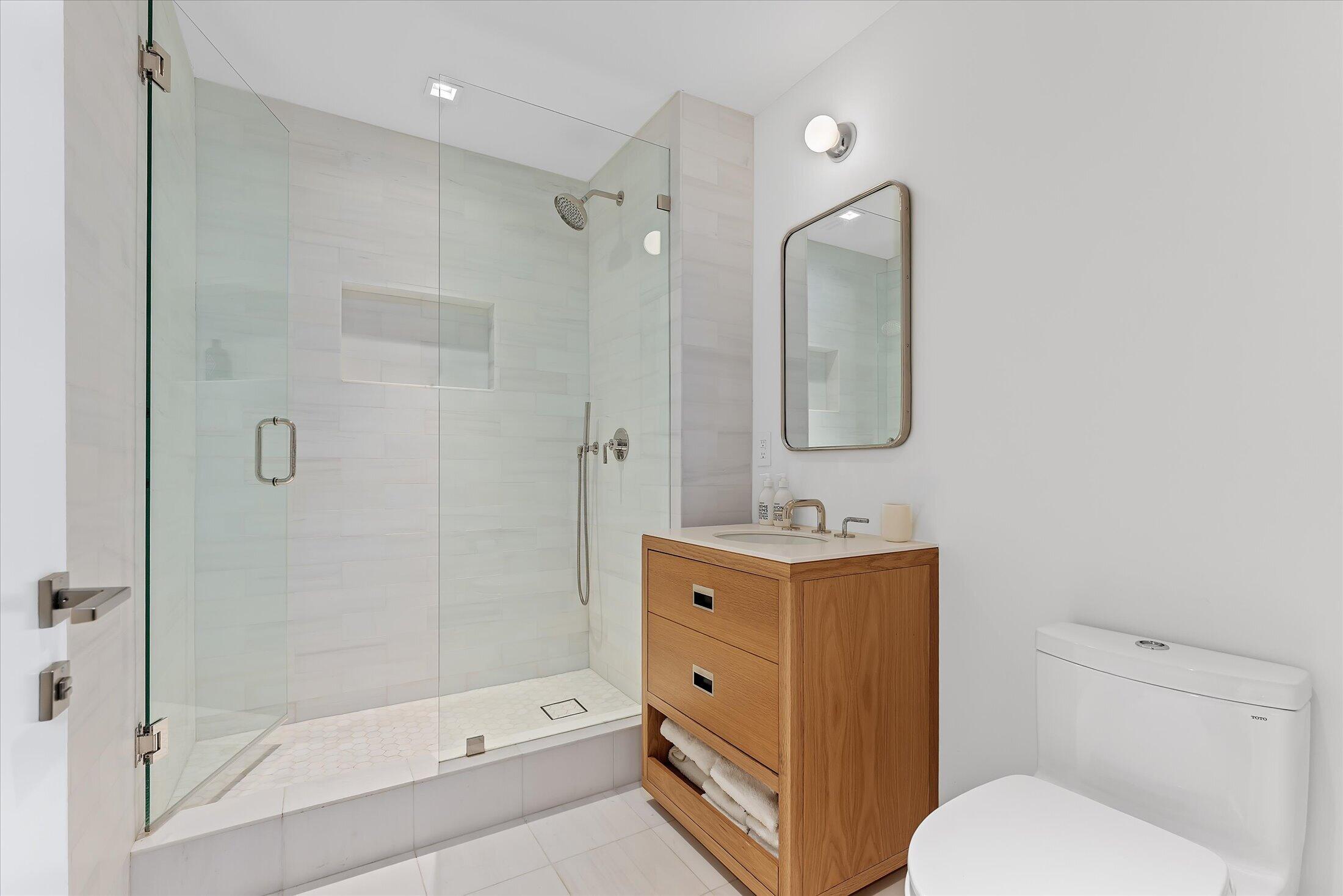 1040 Biscayne Boulevard 4002