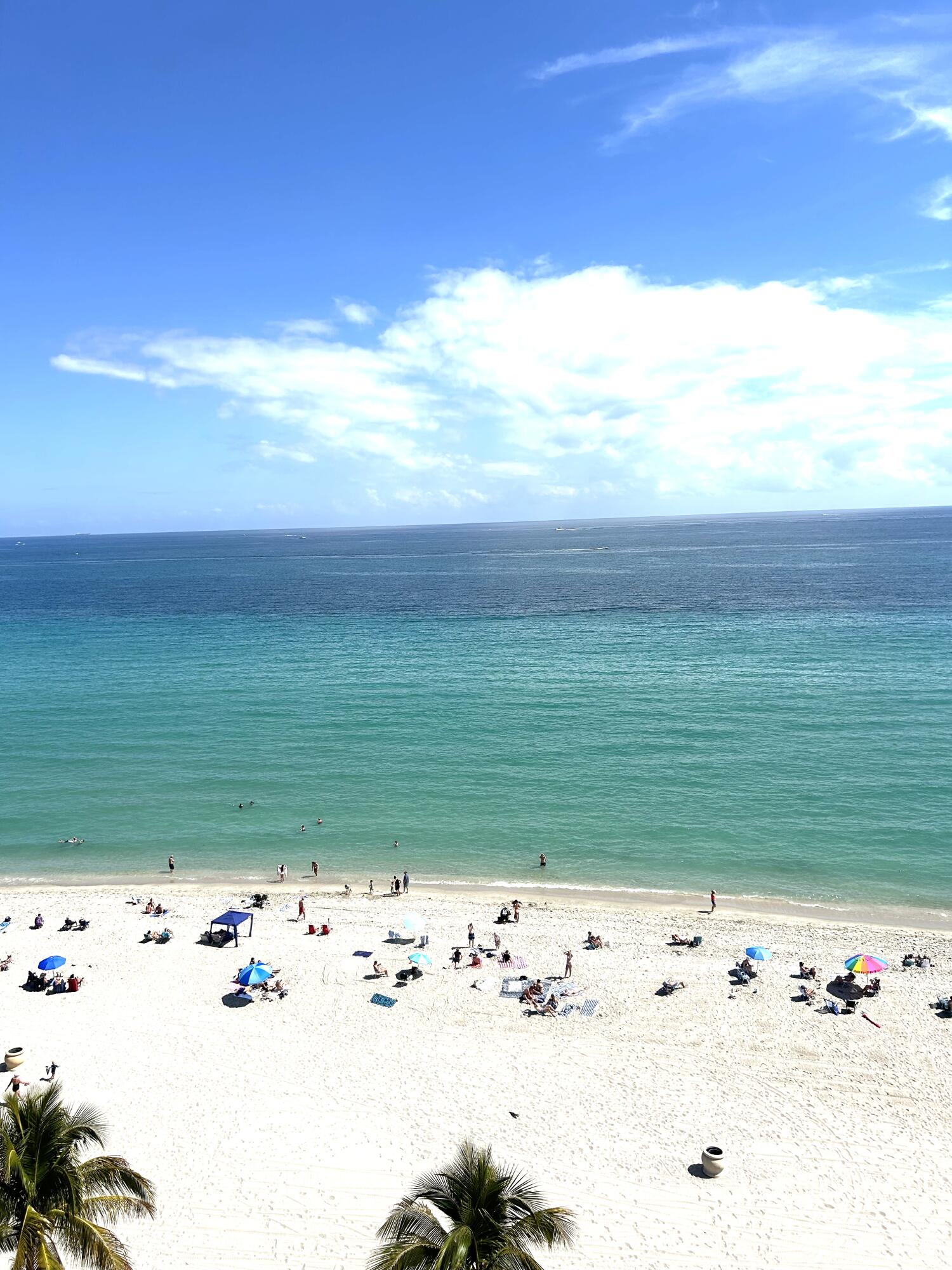 400 N Surf Road 1105