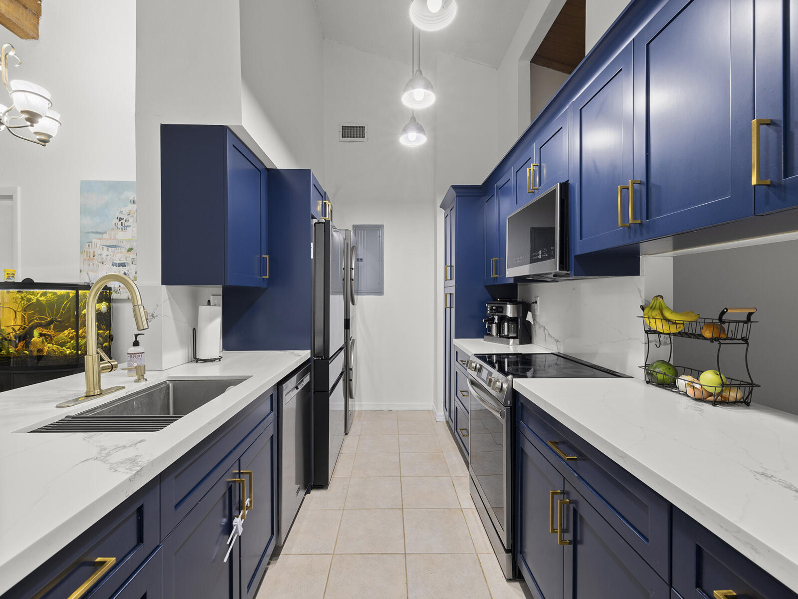 2331 Peach Court