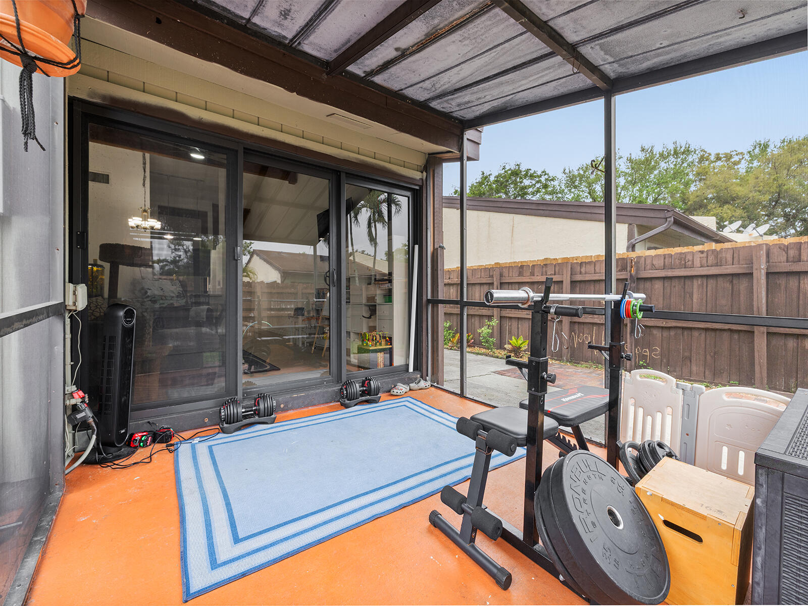 2331 Peach Court