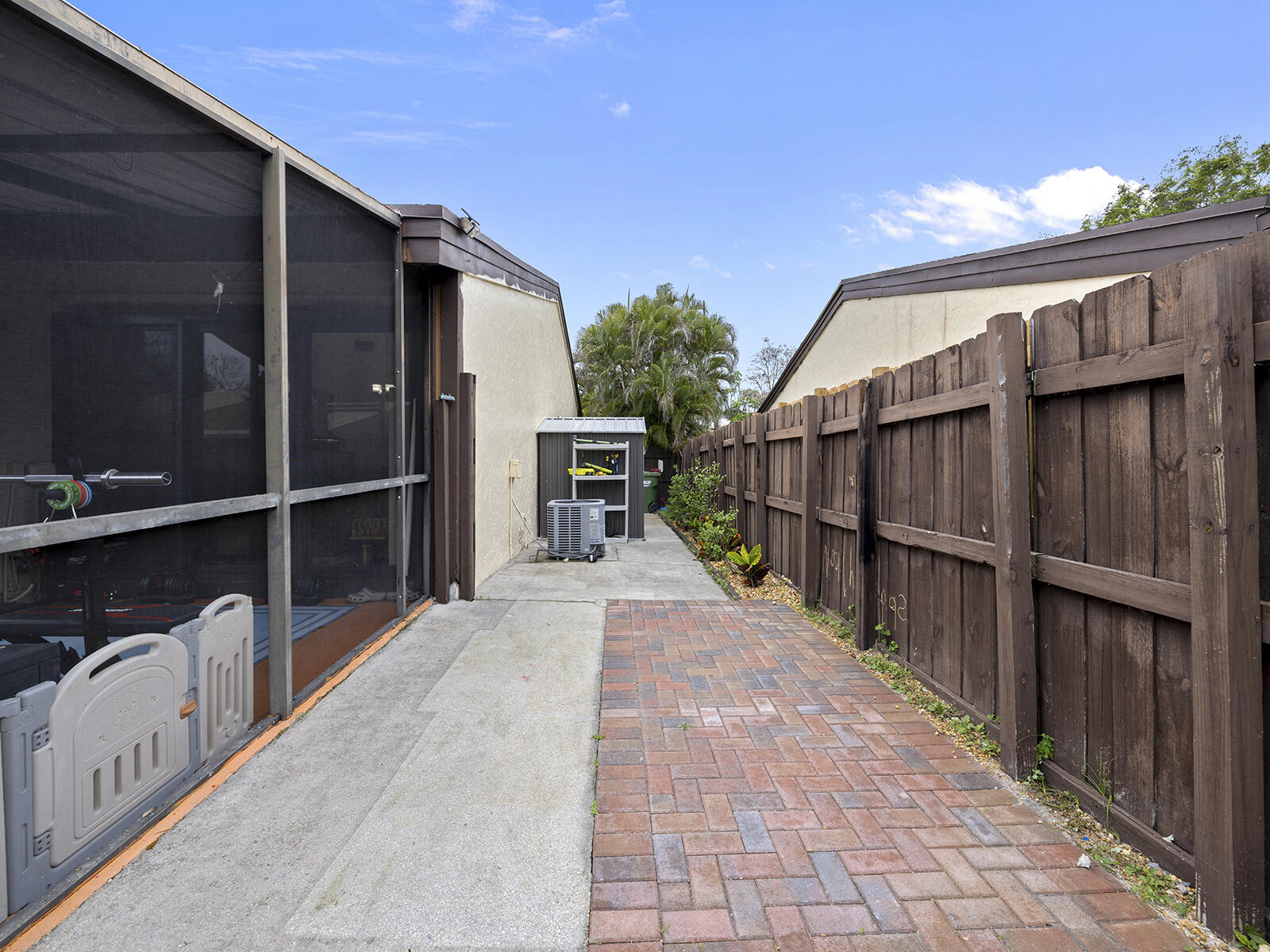 2331 Peach Court