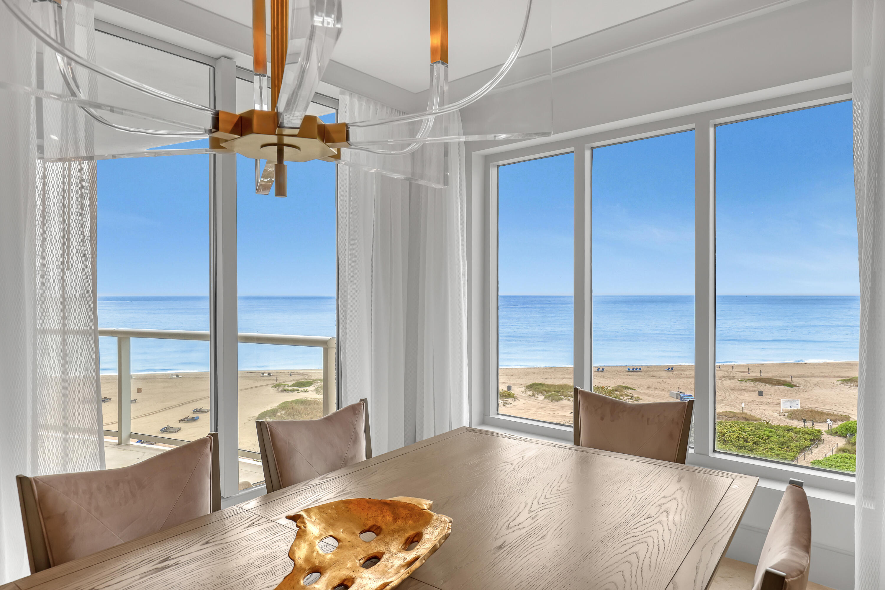 2700 N Ocean Drive 401a