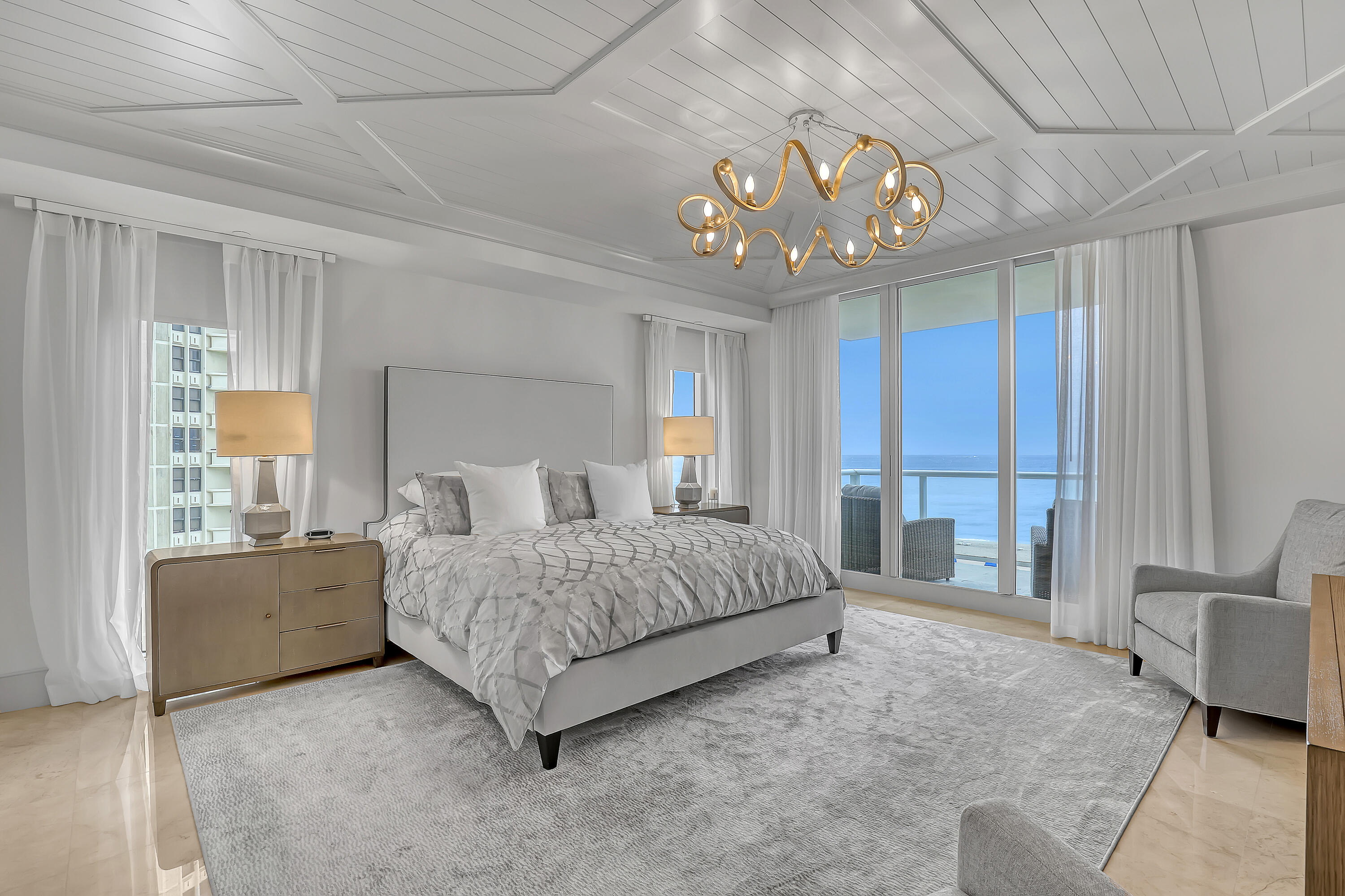 2700 N Ocean Drive 401a