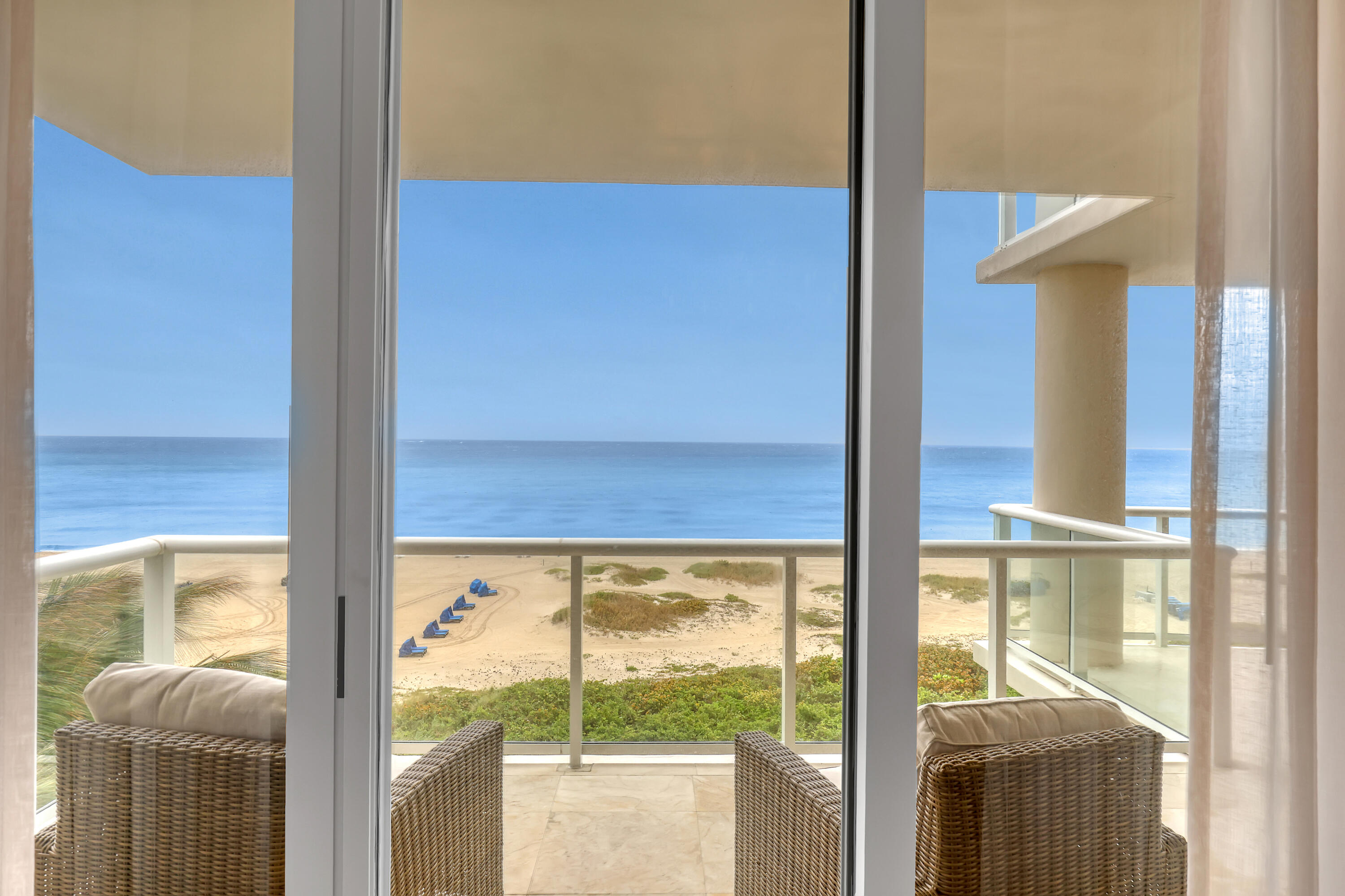 2700 N Ocean Drive 401a