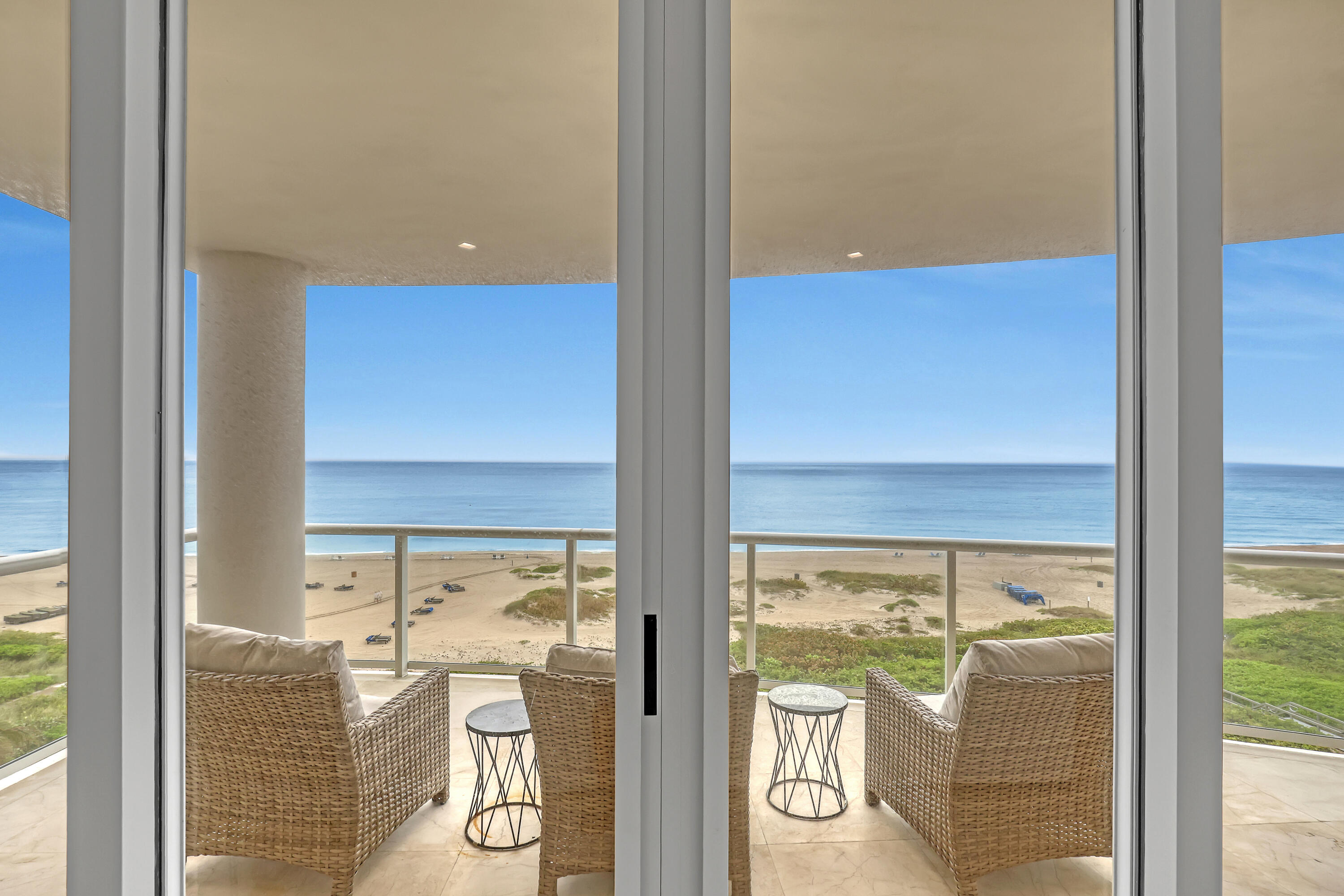 2700 N Ocean Drive 401a