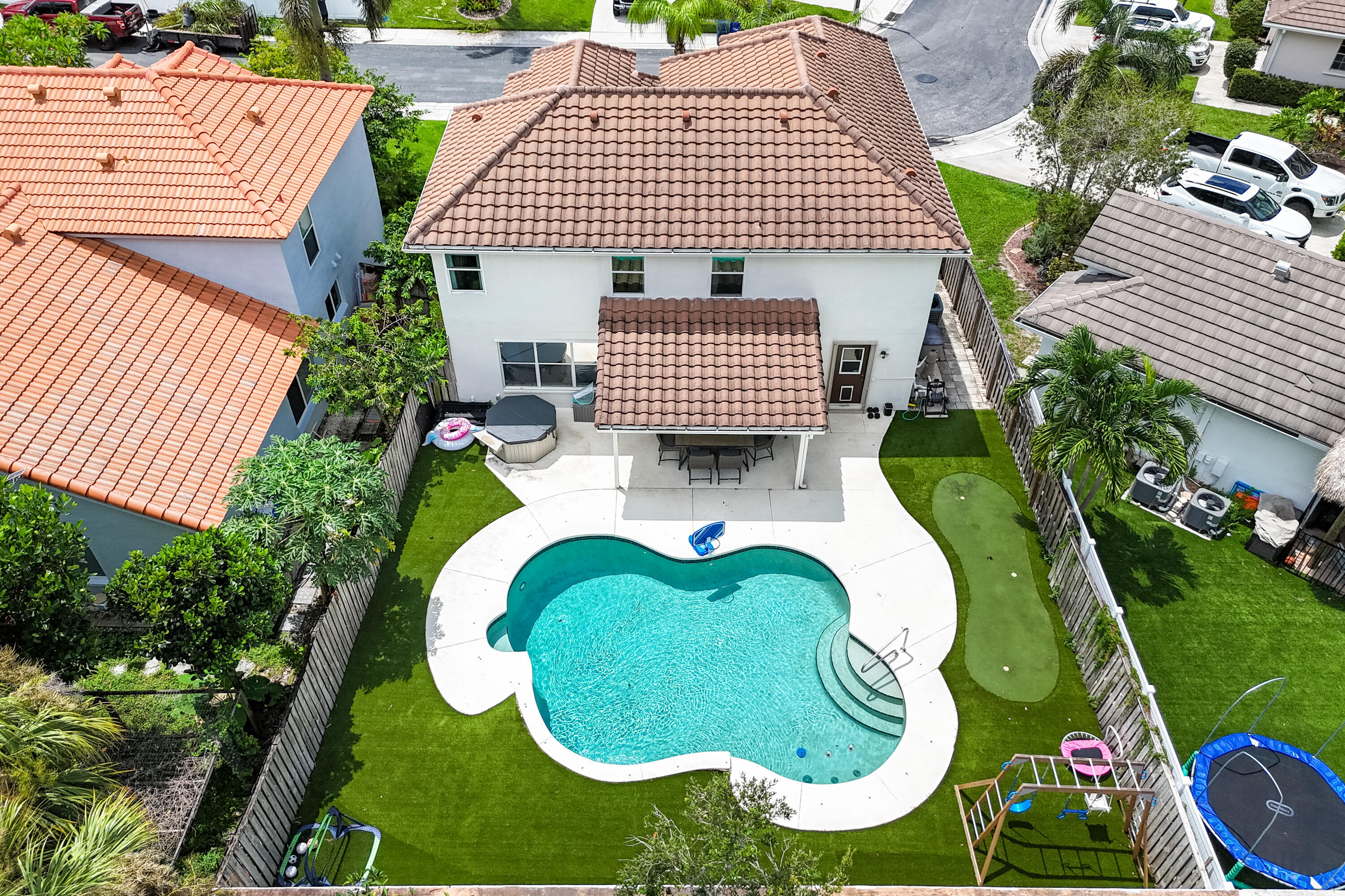 141 St Michaels Court