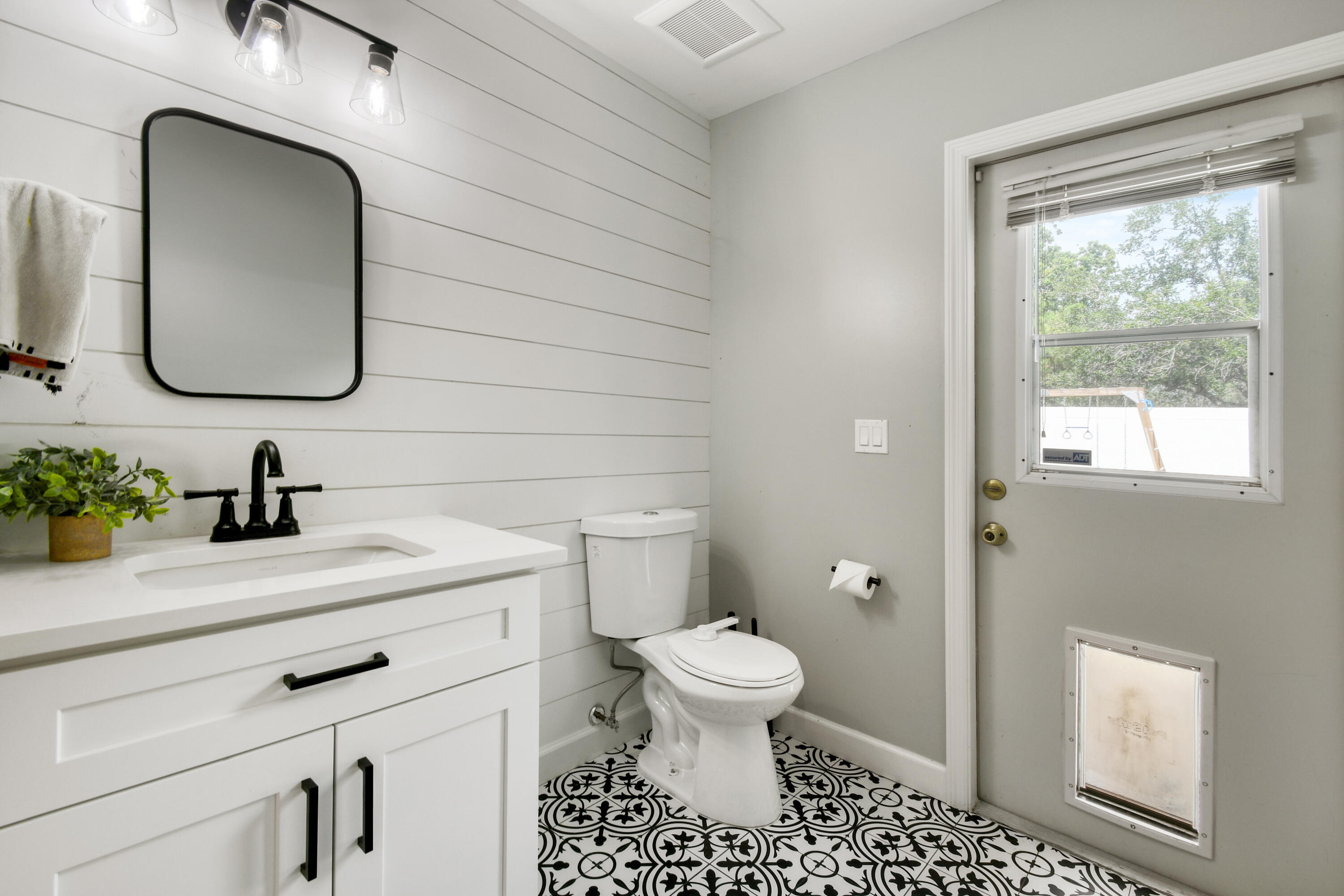 141 St Michaels Court