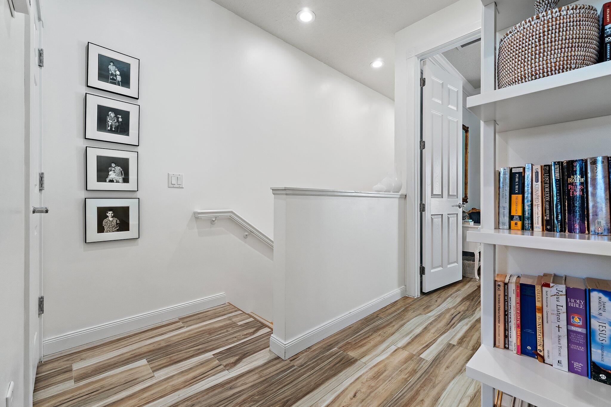 1471 N Jeaga Drive