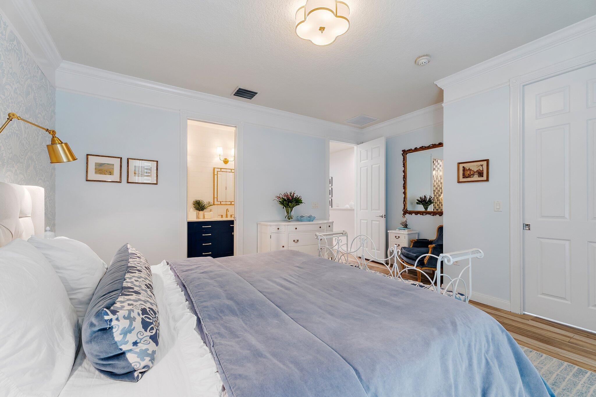 1471 N Jeaga Drive