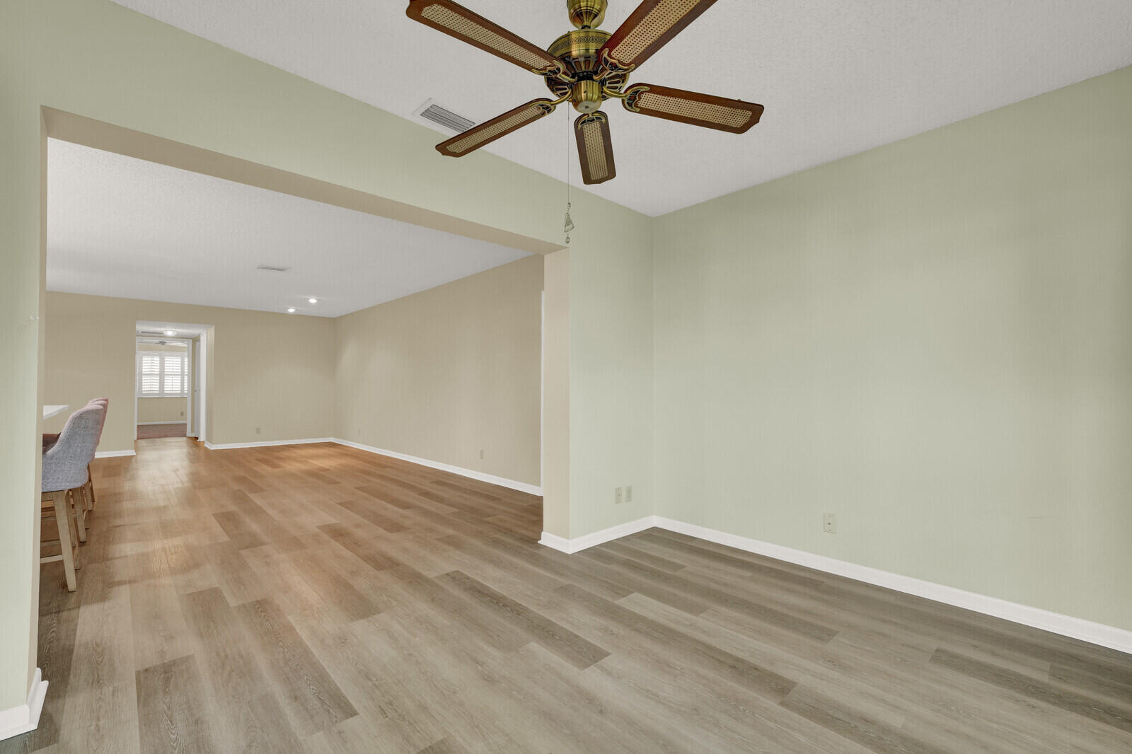 5270 Nesting Way C