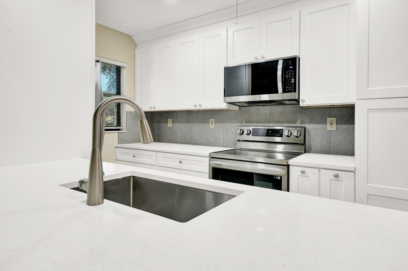 5270 Nesting Way C
