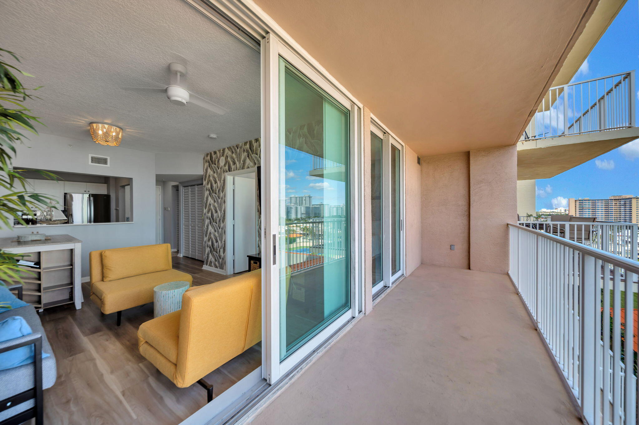 3020 NE 32nd Avenue 1017