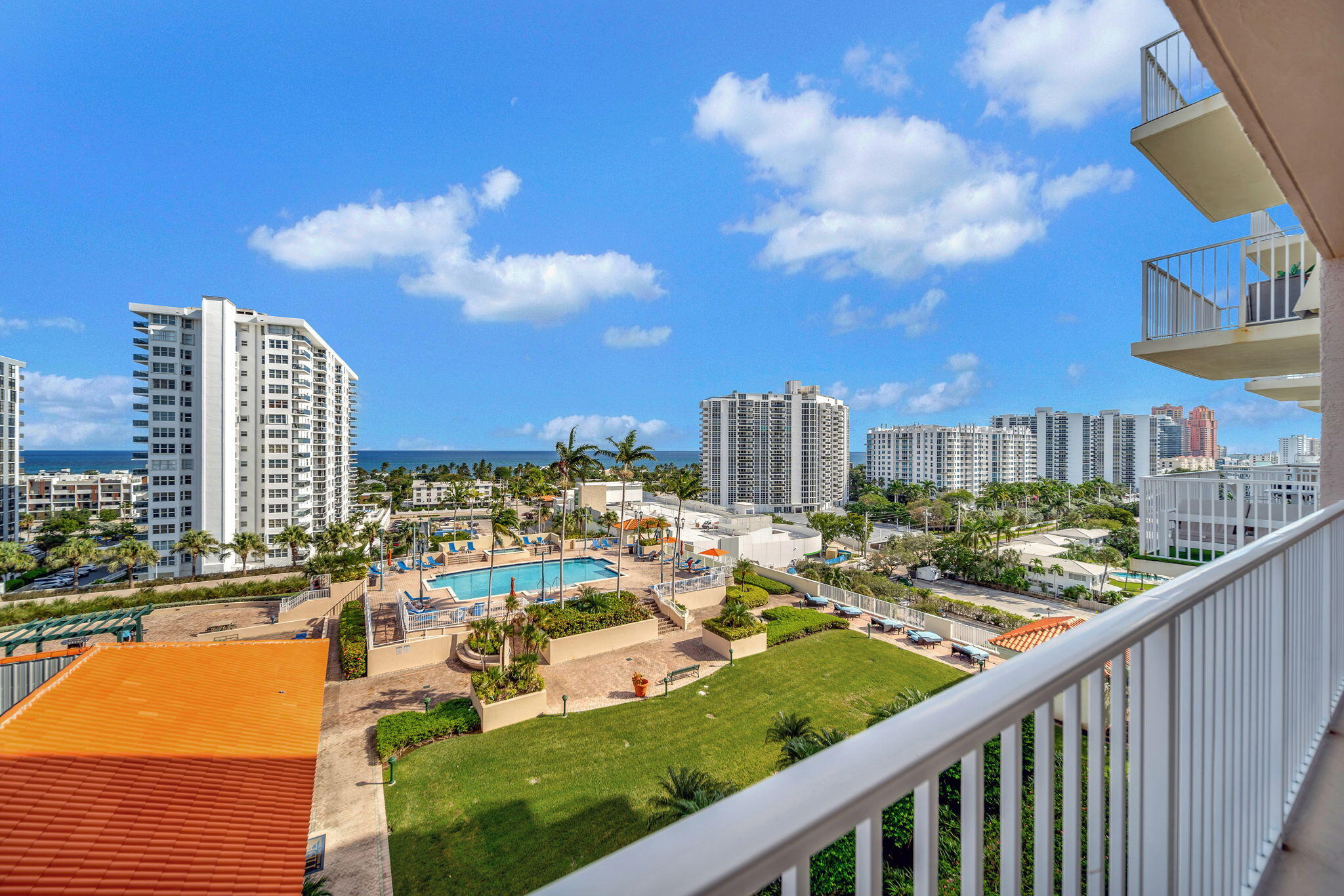 3020 NE 32nd Avenue 1017