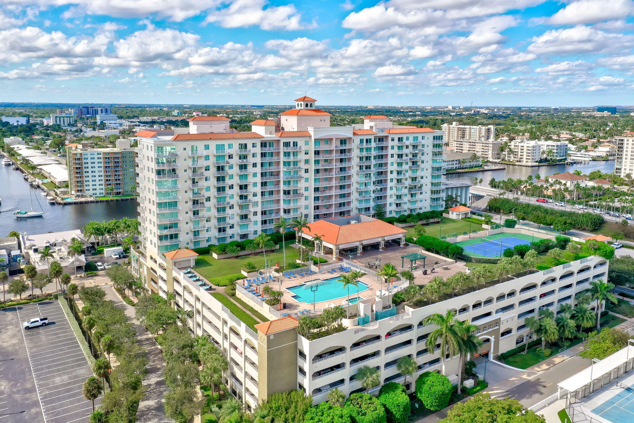 3020 NE 32nd Avenue 1017