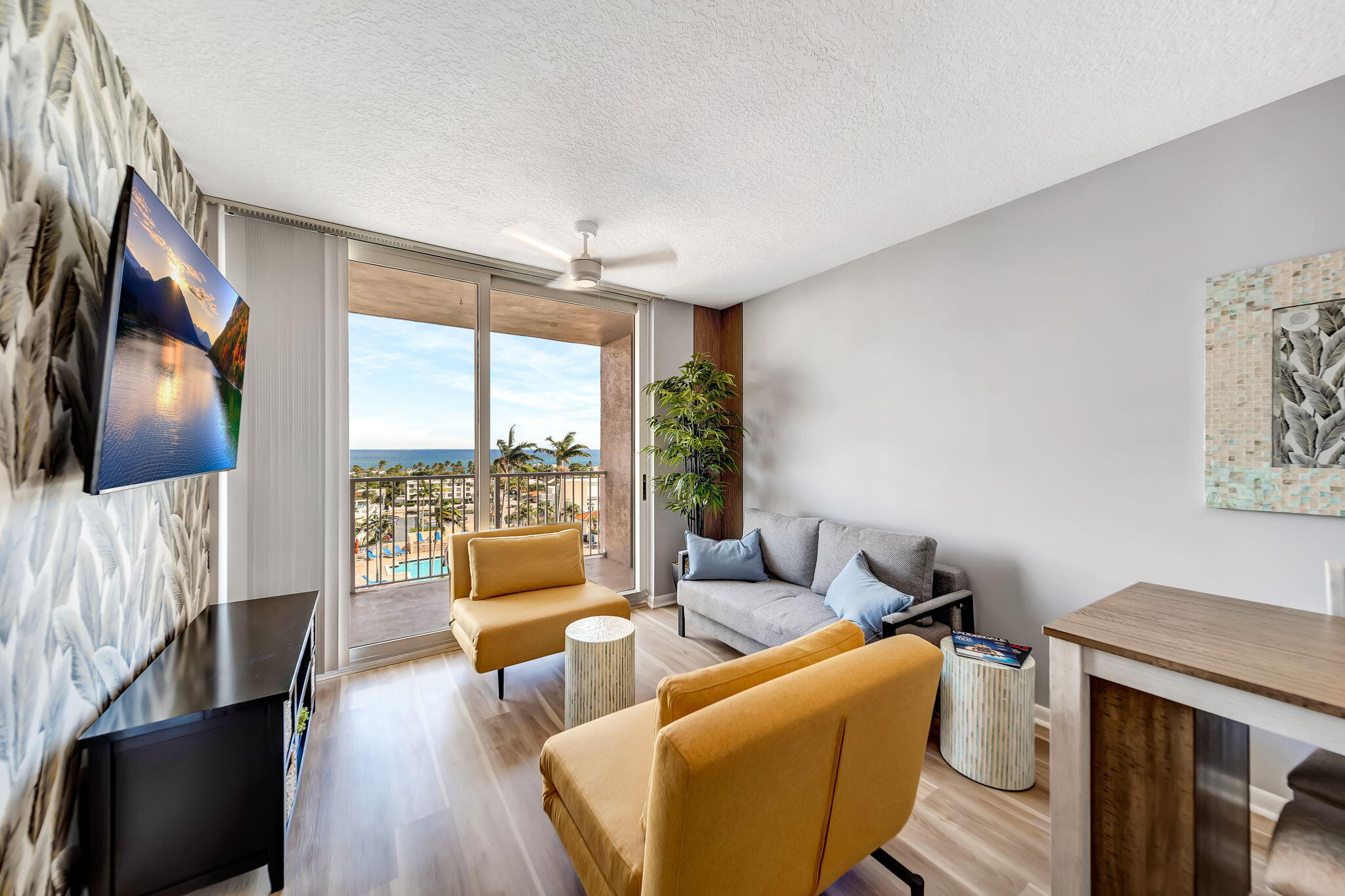 3020 NE 32nd Avenue 1017