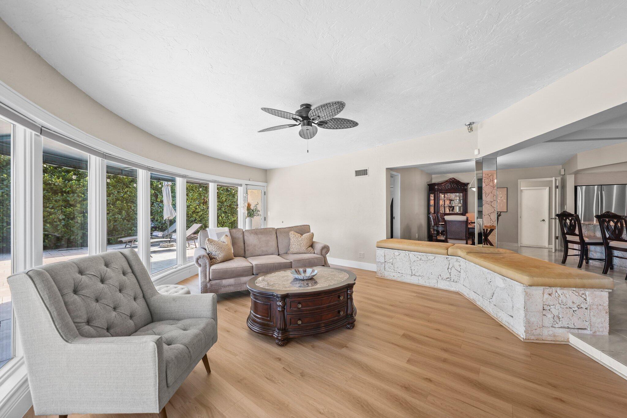 910 Banyan Drive