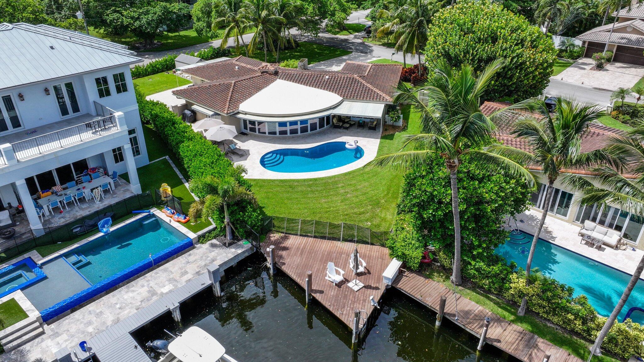 910 Banyan Drive