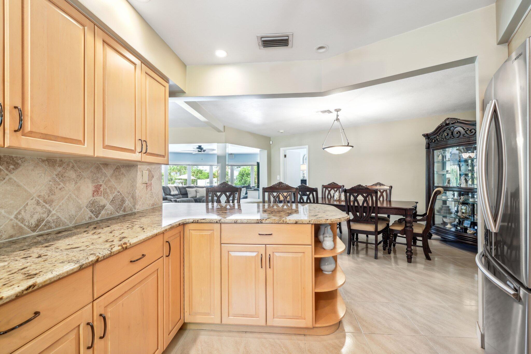910 Banyan Drive