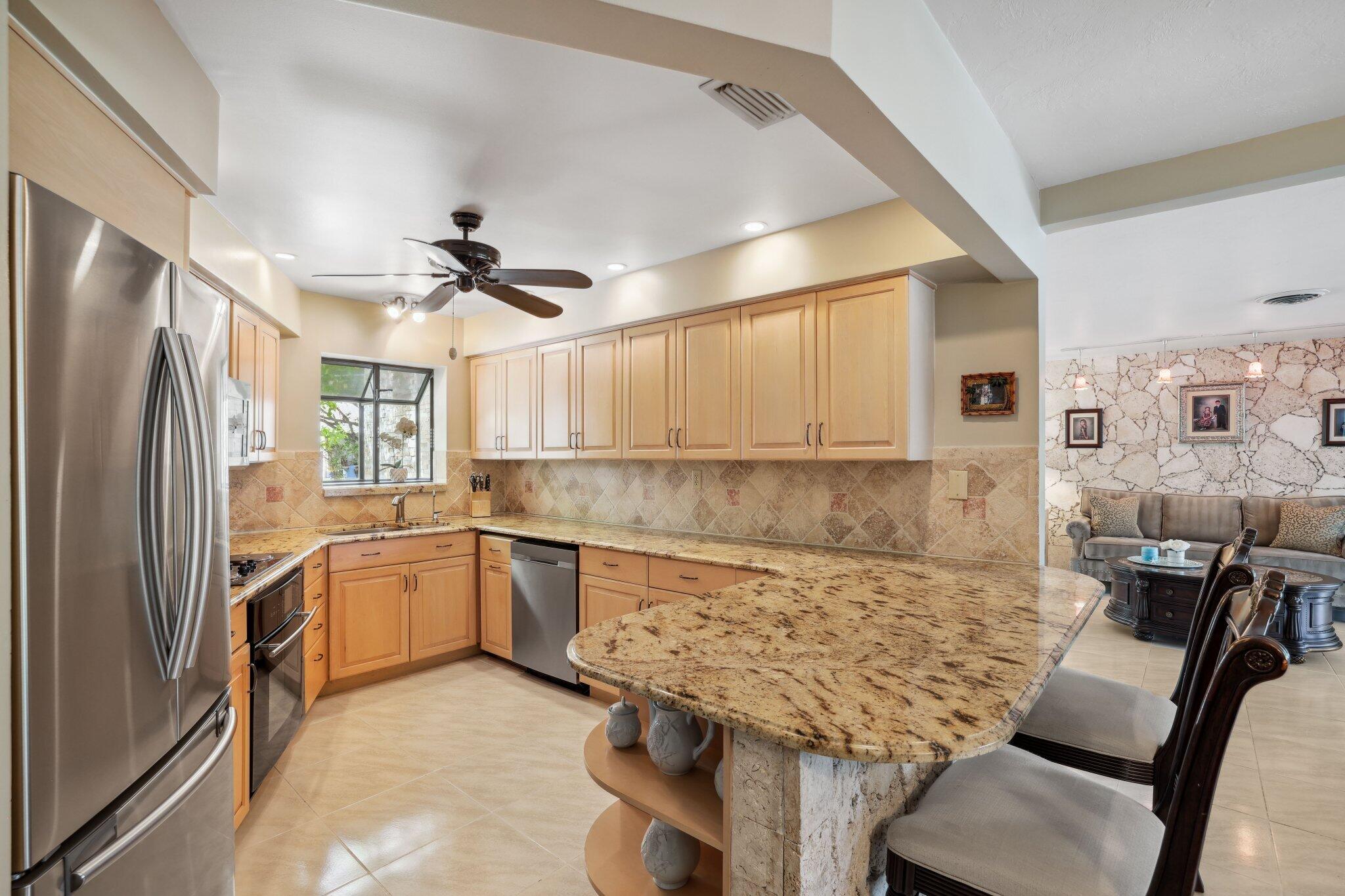 910 Banyan Drive