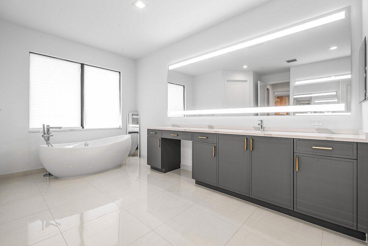 9346 Sunflower Meadow Road