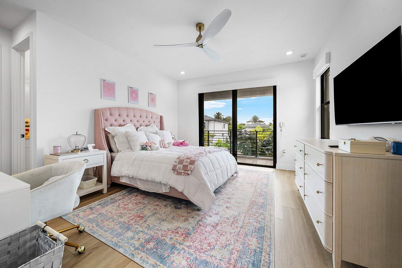 9346 Sunflower Meadow Road