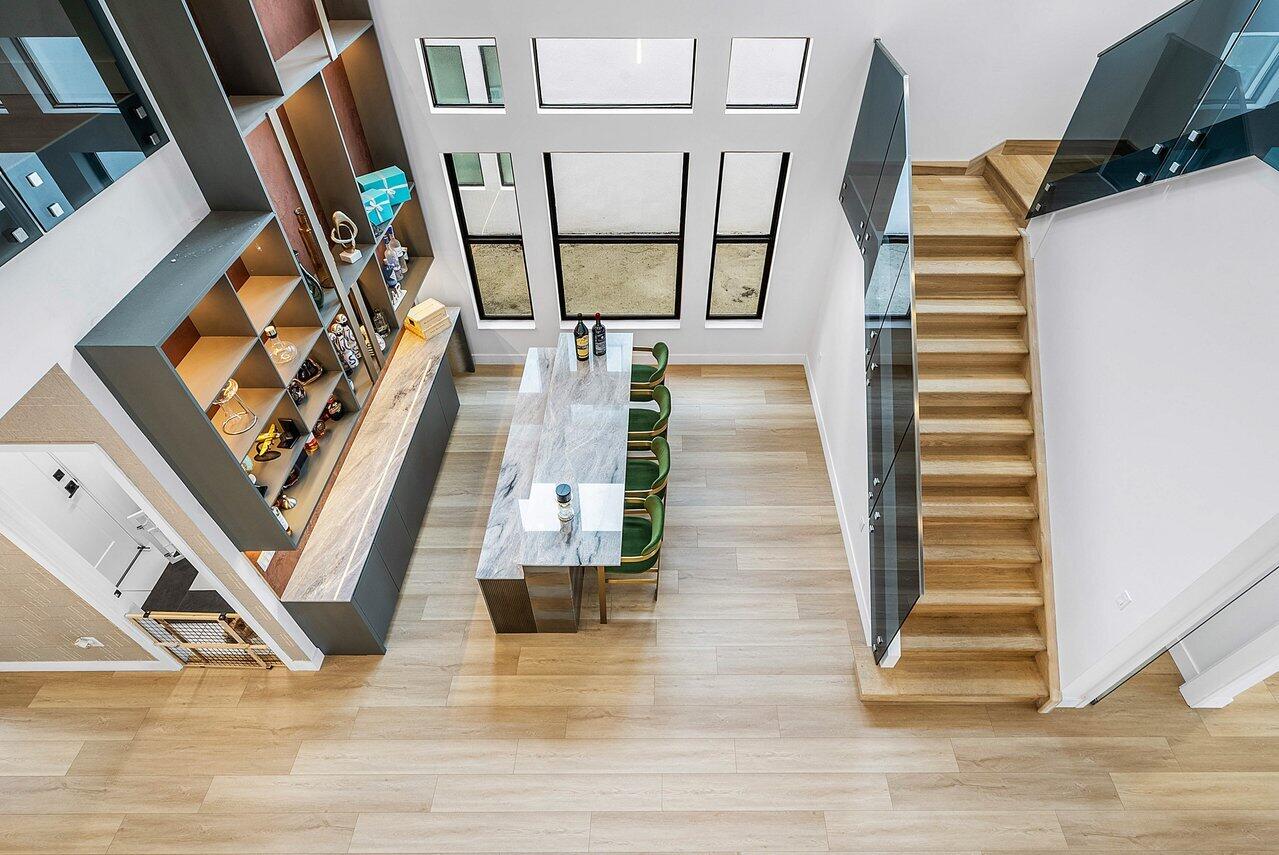 9346 Sunflower Meadow Road