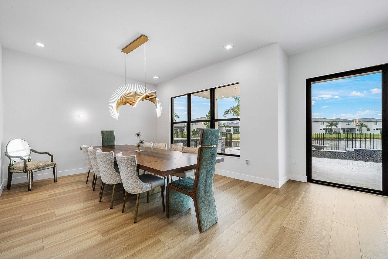 9346 Sunflower Meadow Road