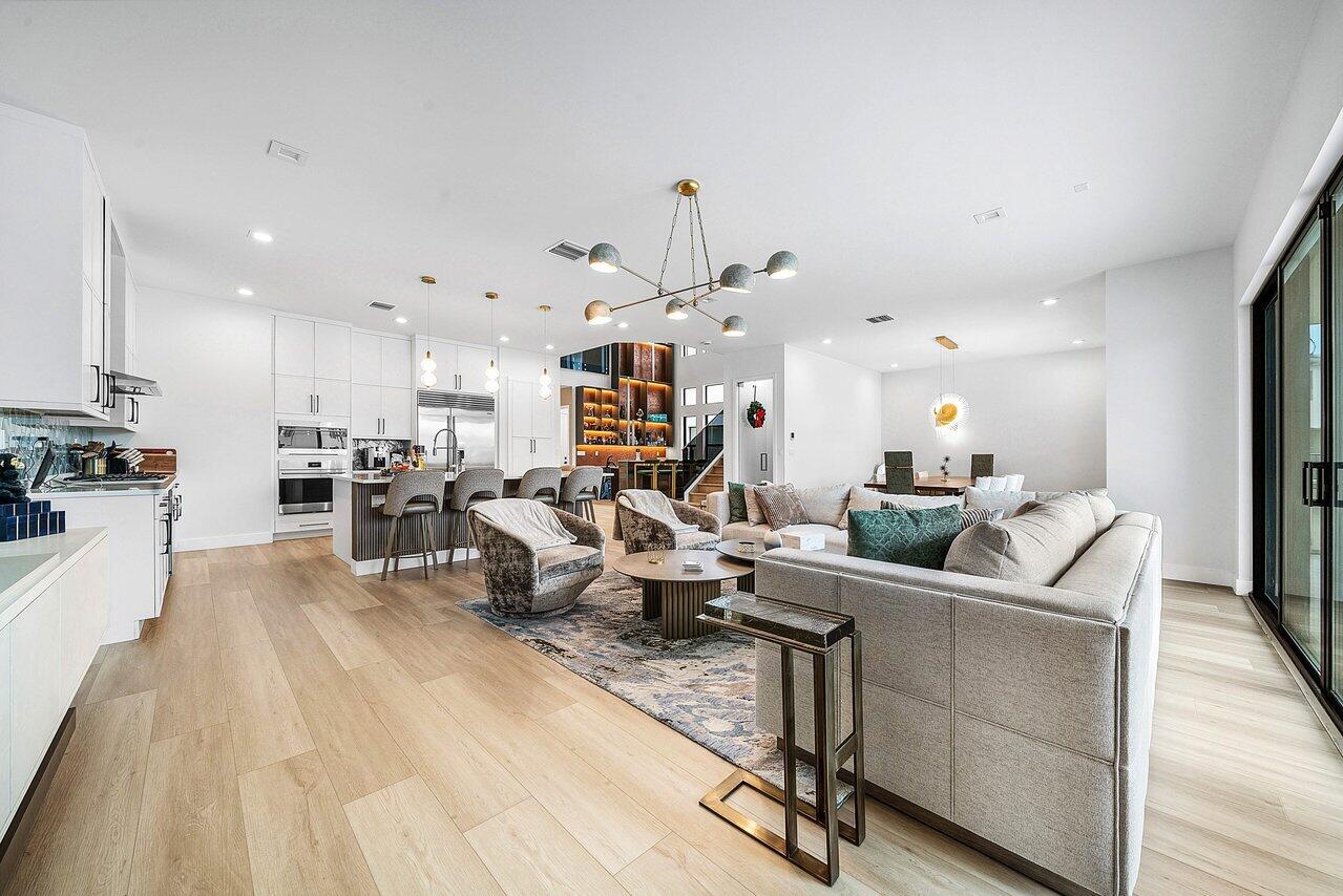 9346 Sunflower Meadow Road