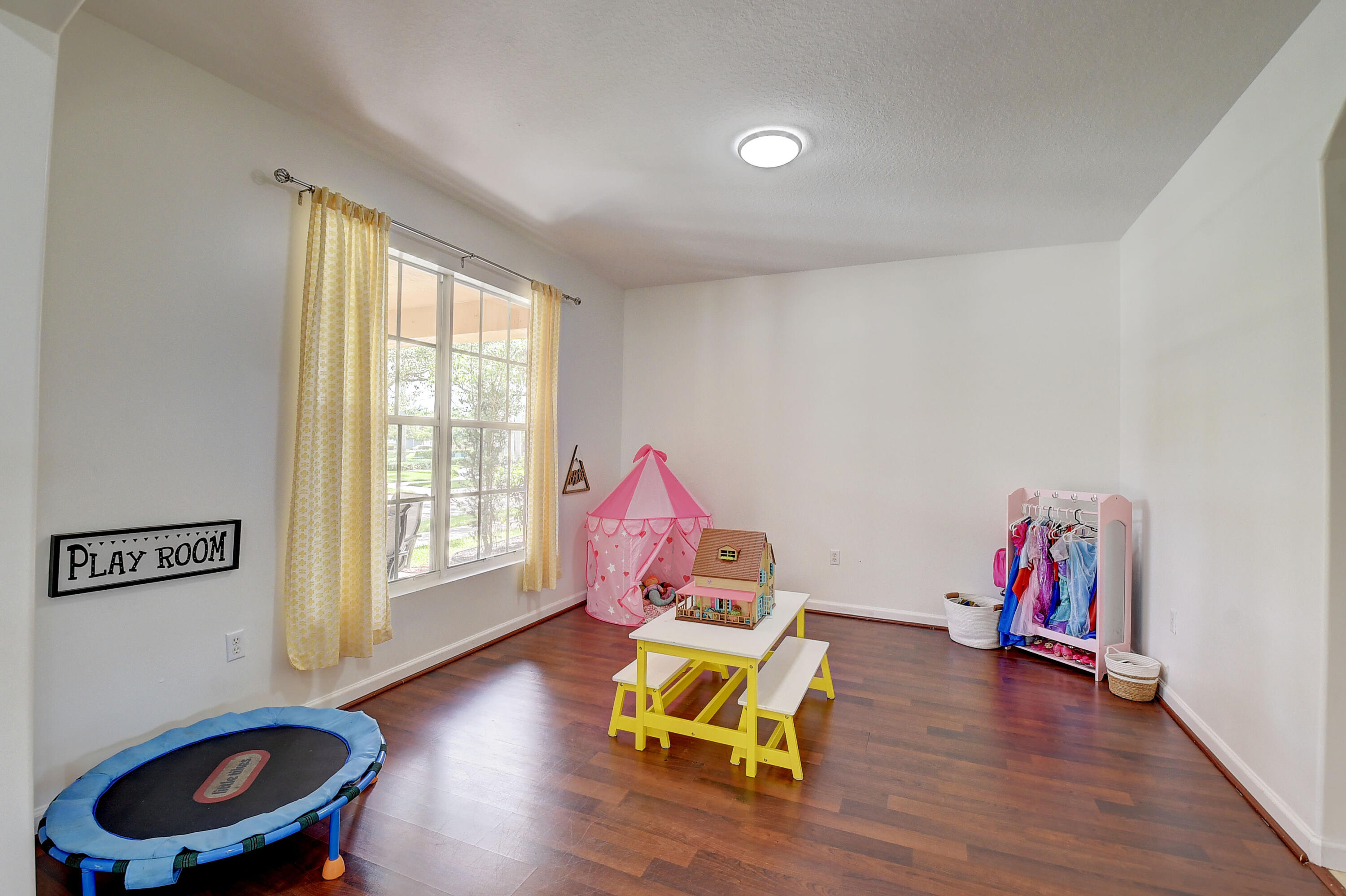 1489 E Bexley Park Drive