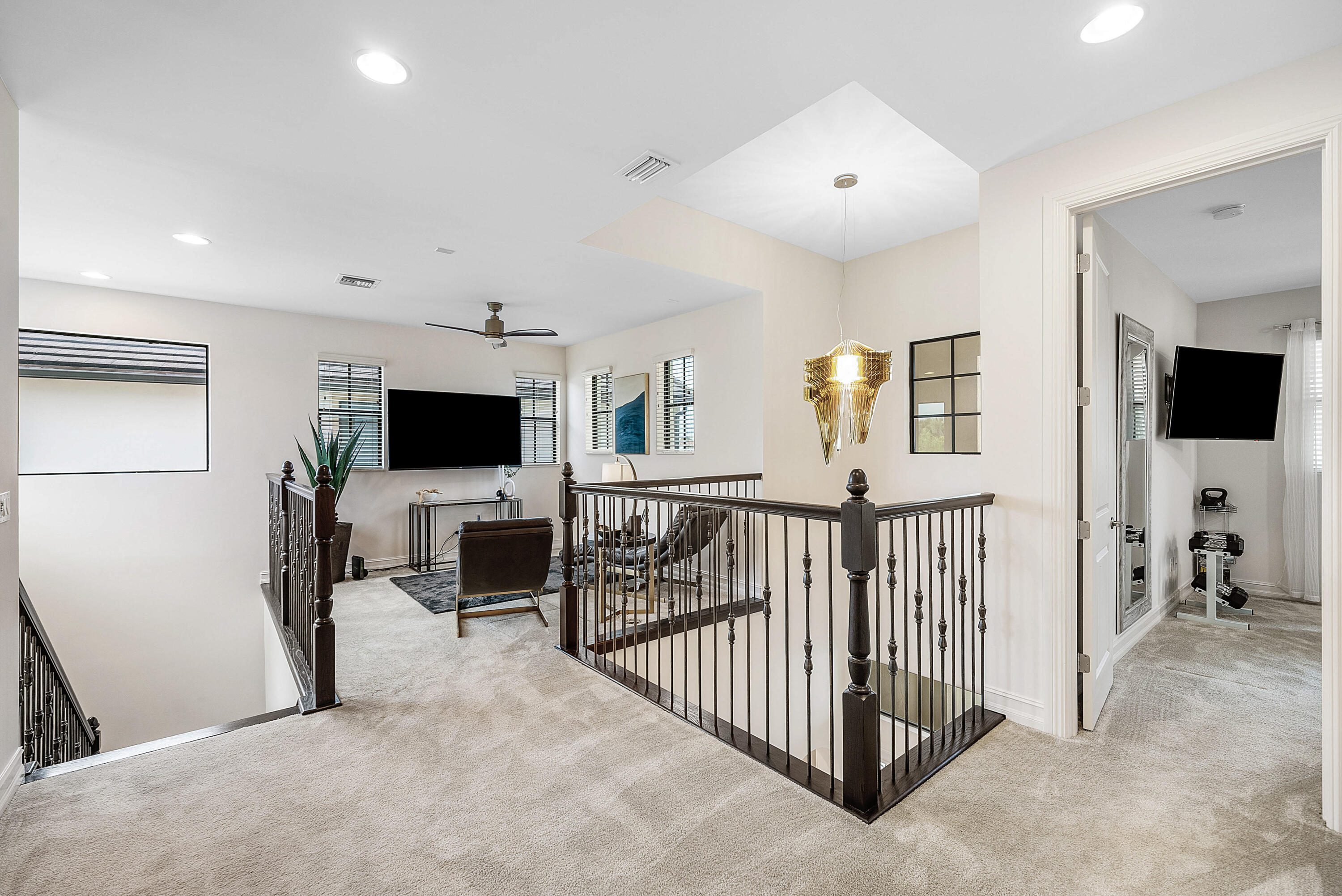 9091 Grand Prix Lane SW