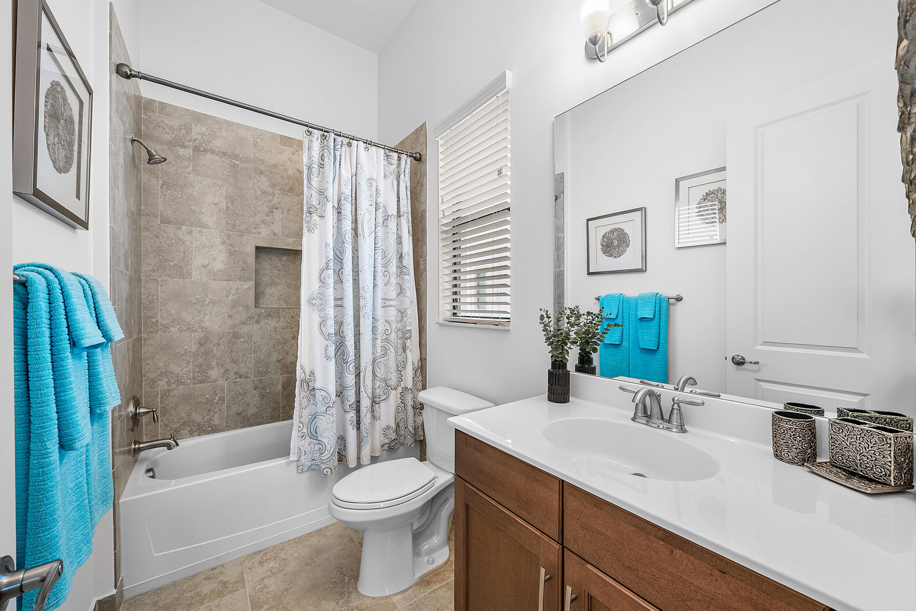 9091 Grand Prix Lane SW