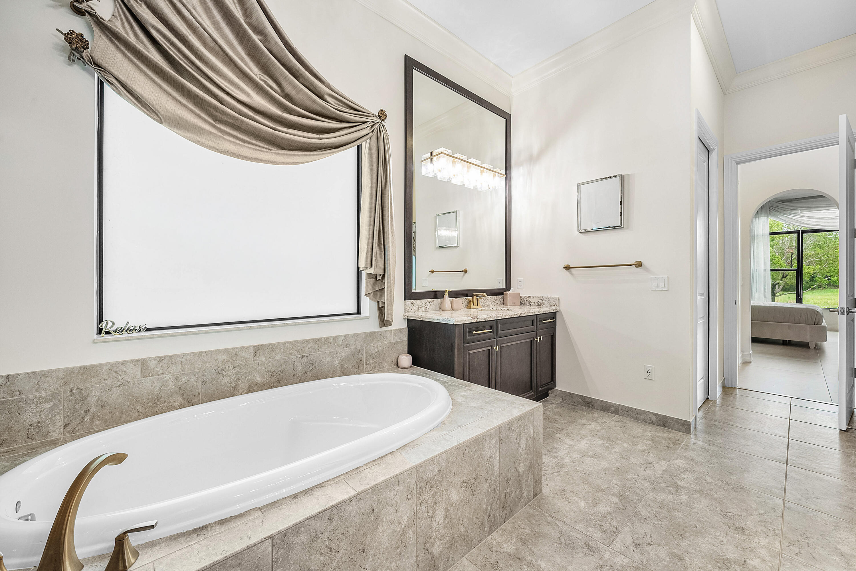 9091 Grand Prix Lane SW