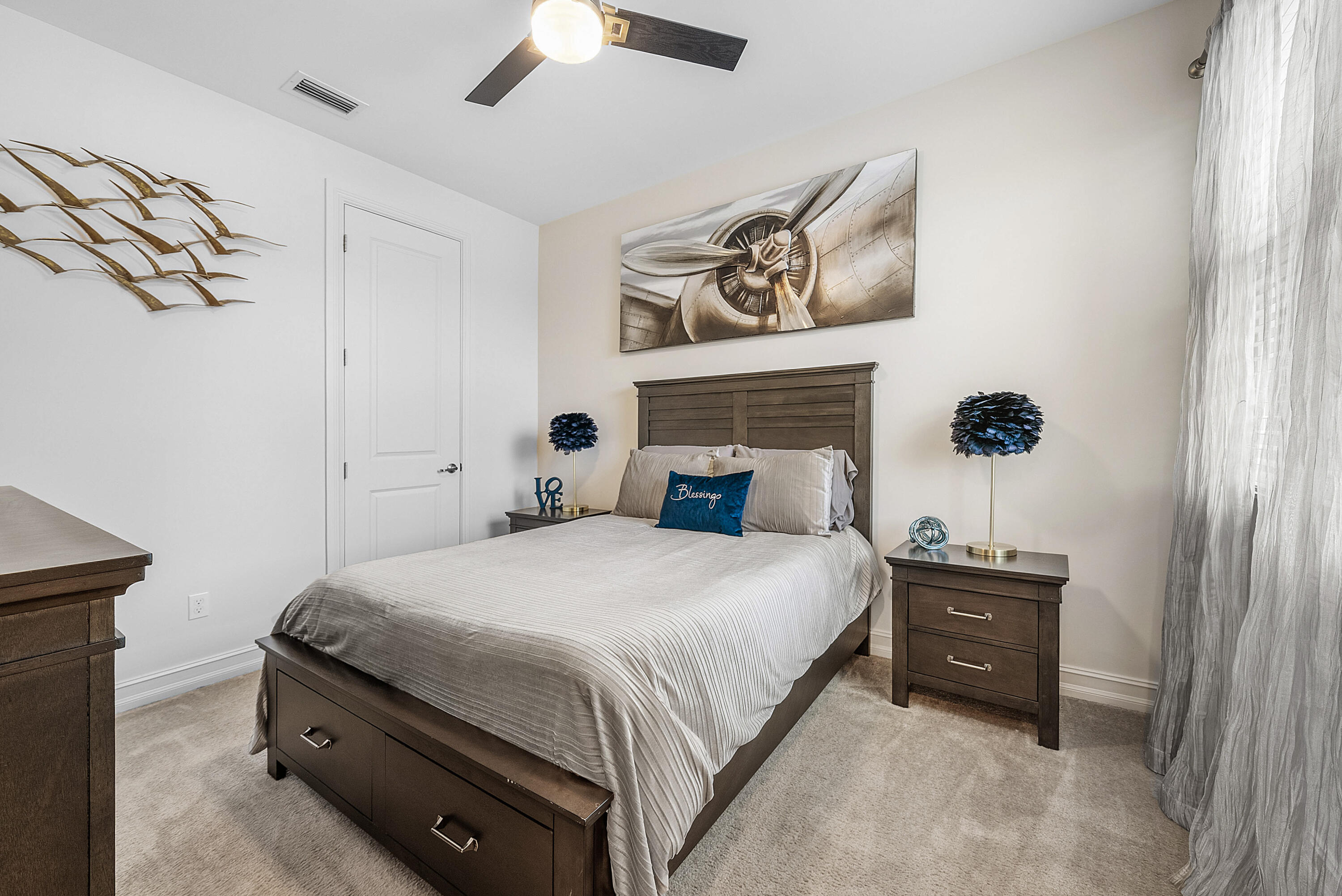 9091 Grand Prix Lane SW