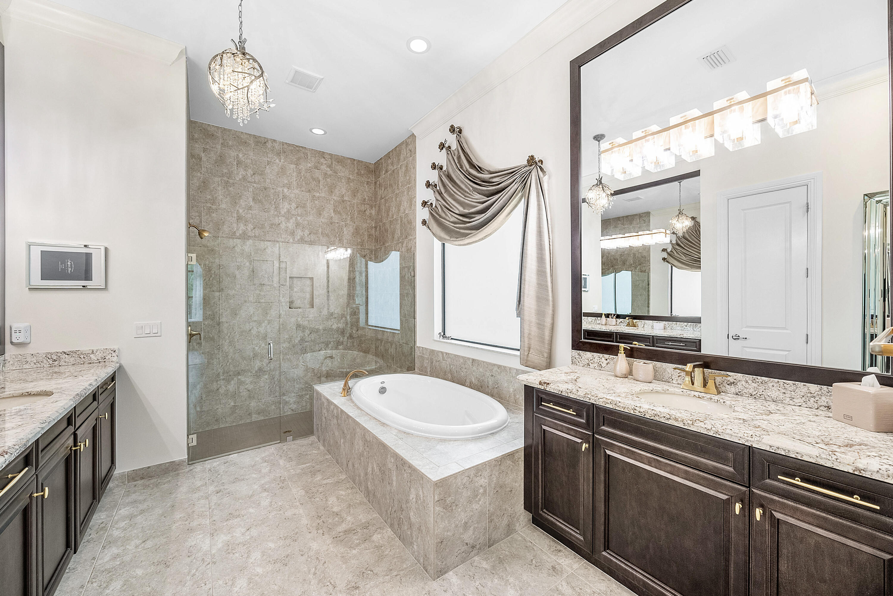 9091 Grand Prix Lane SW