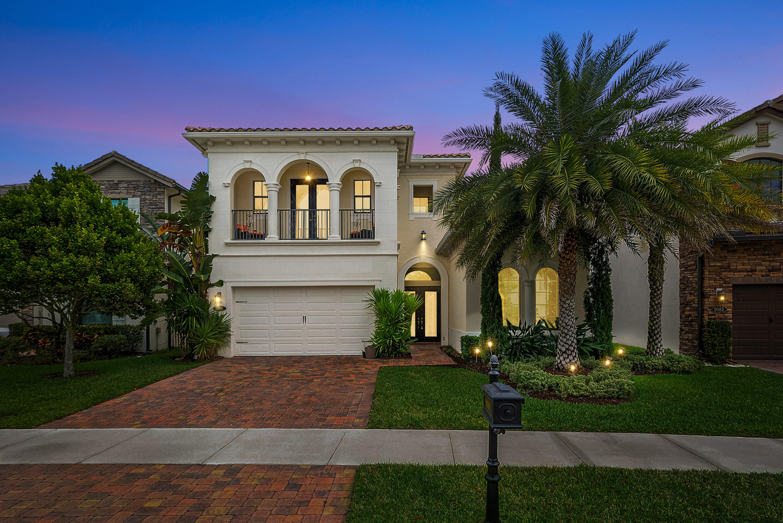 9091 Grand Prix Lane SW