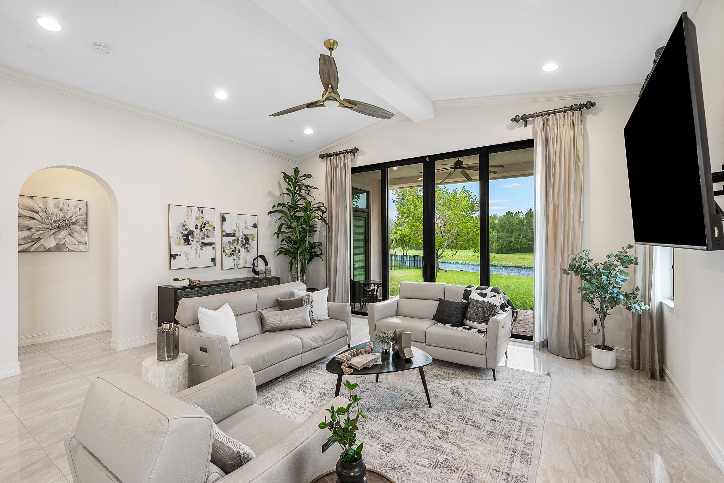 9091 Grand Prix Lane SW
