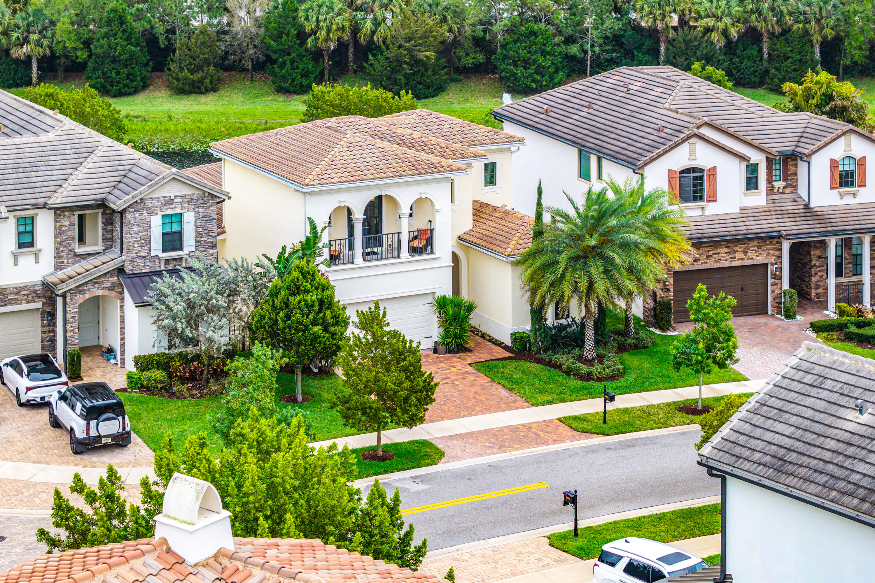 9091 Grand Prix Lane SW
