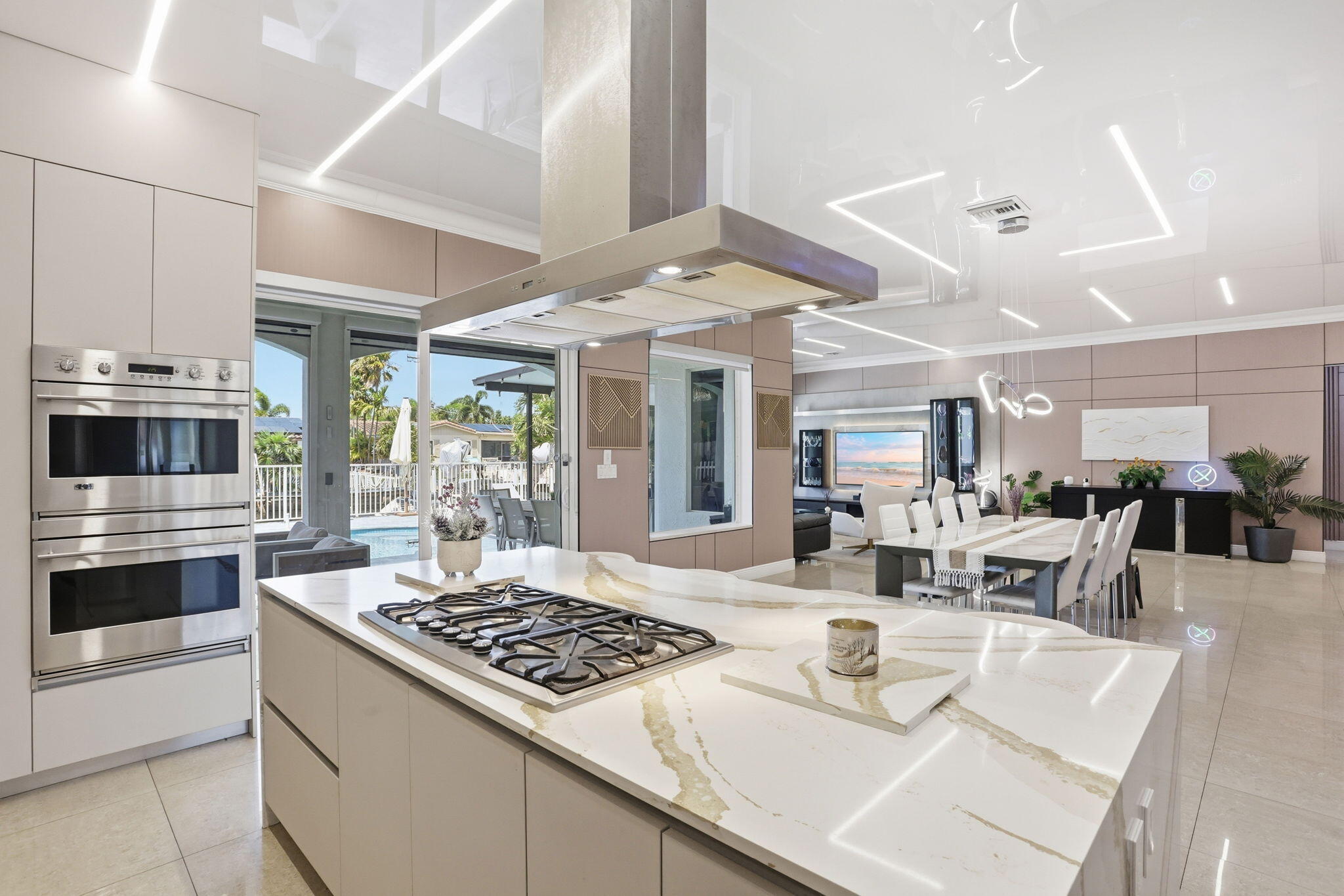 1467 NE 53rd Court