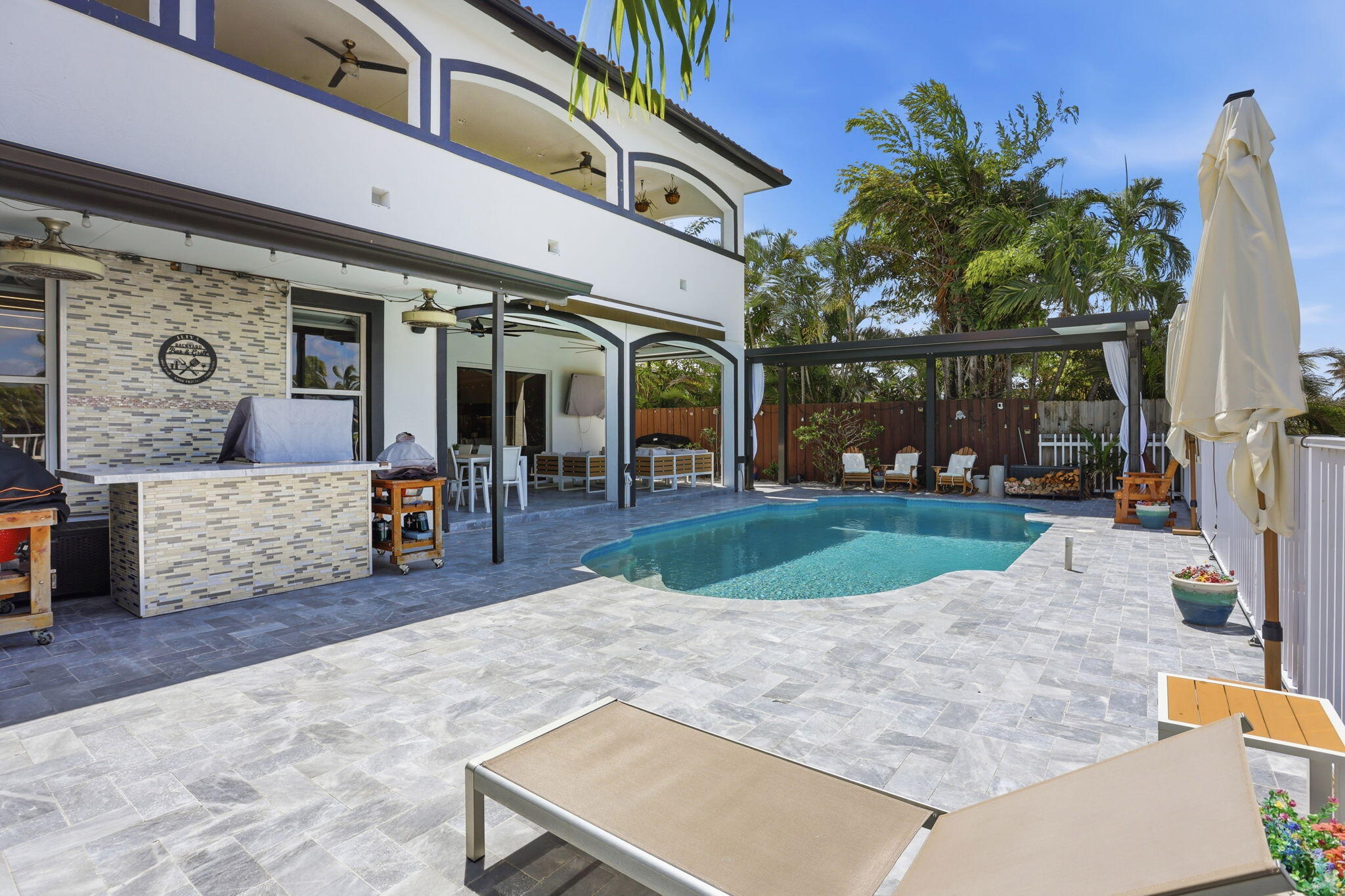 1467 NE 53rd Court