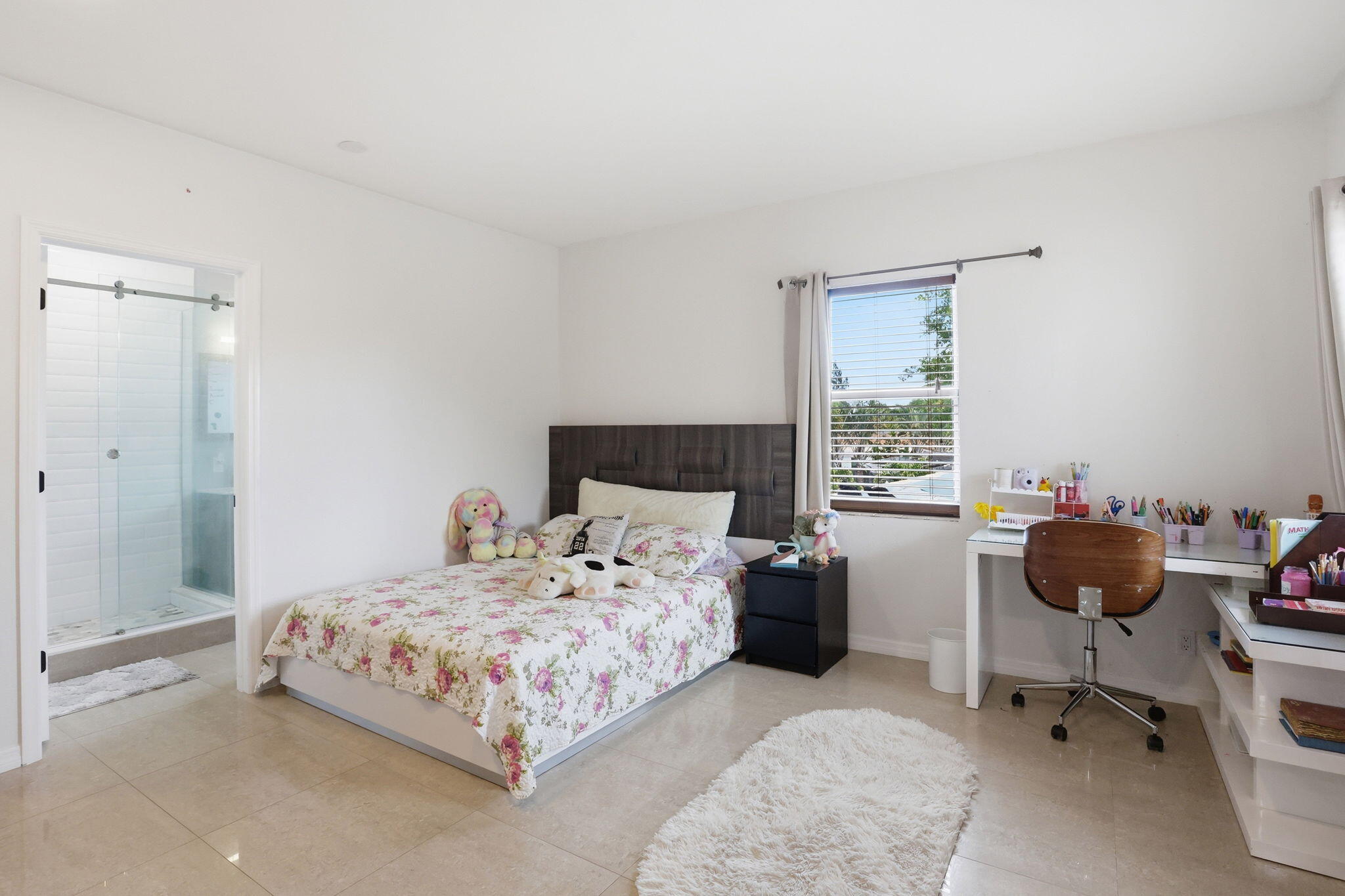1467 NE 53rd Court