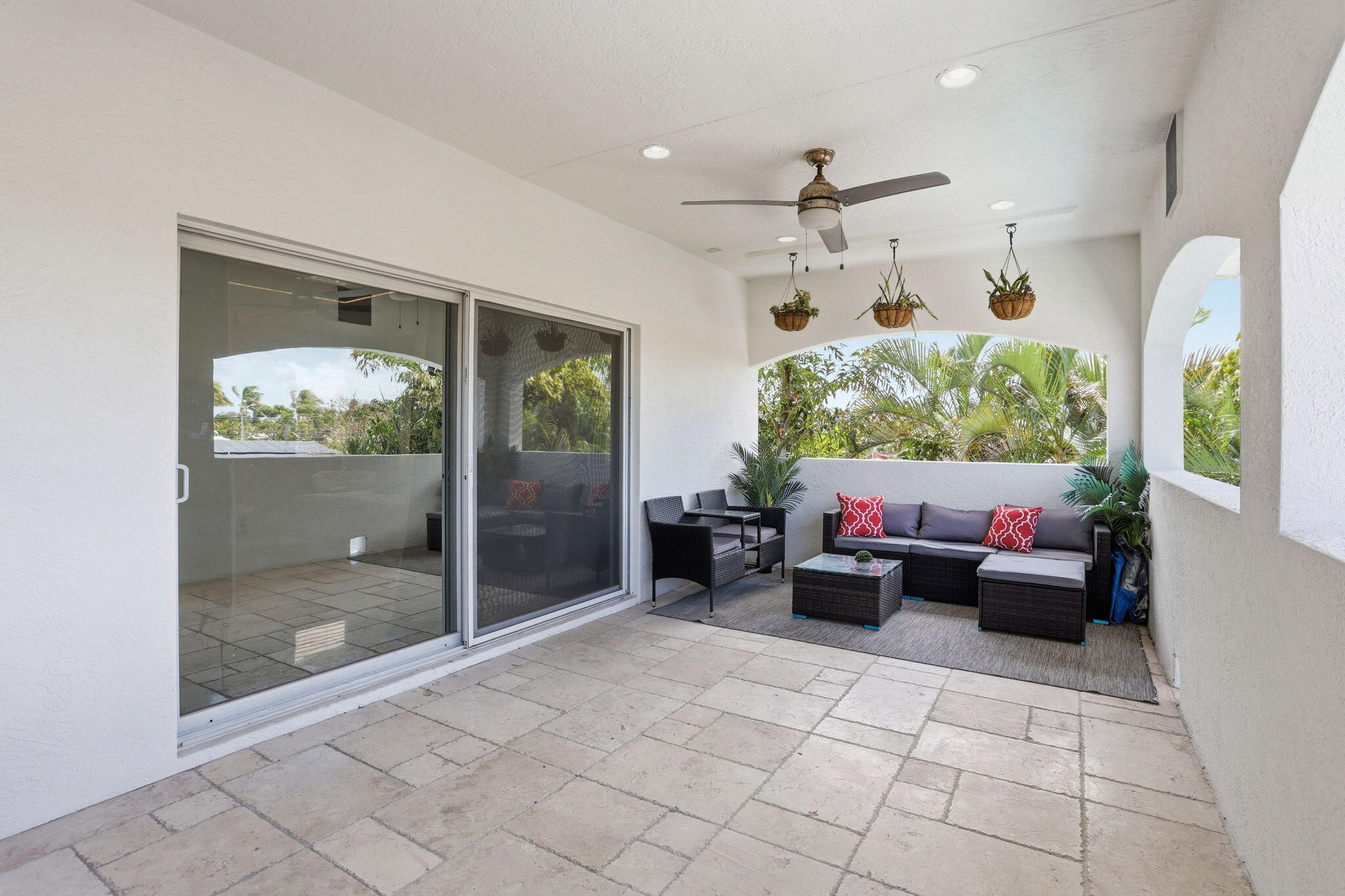 1467 NE 53rd Court