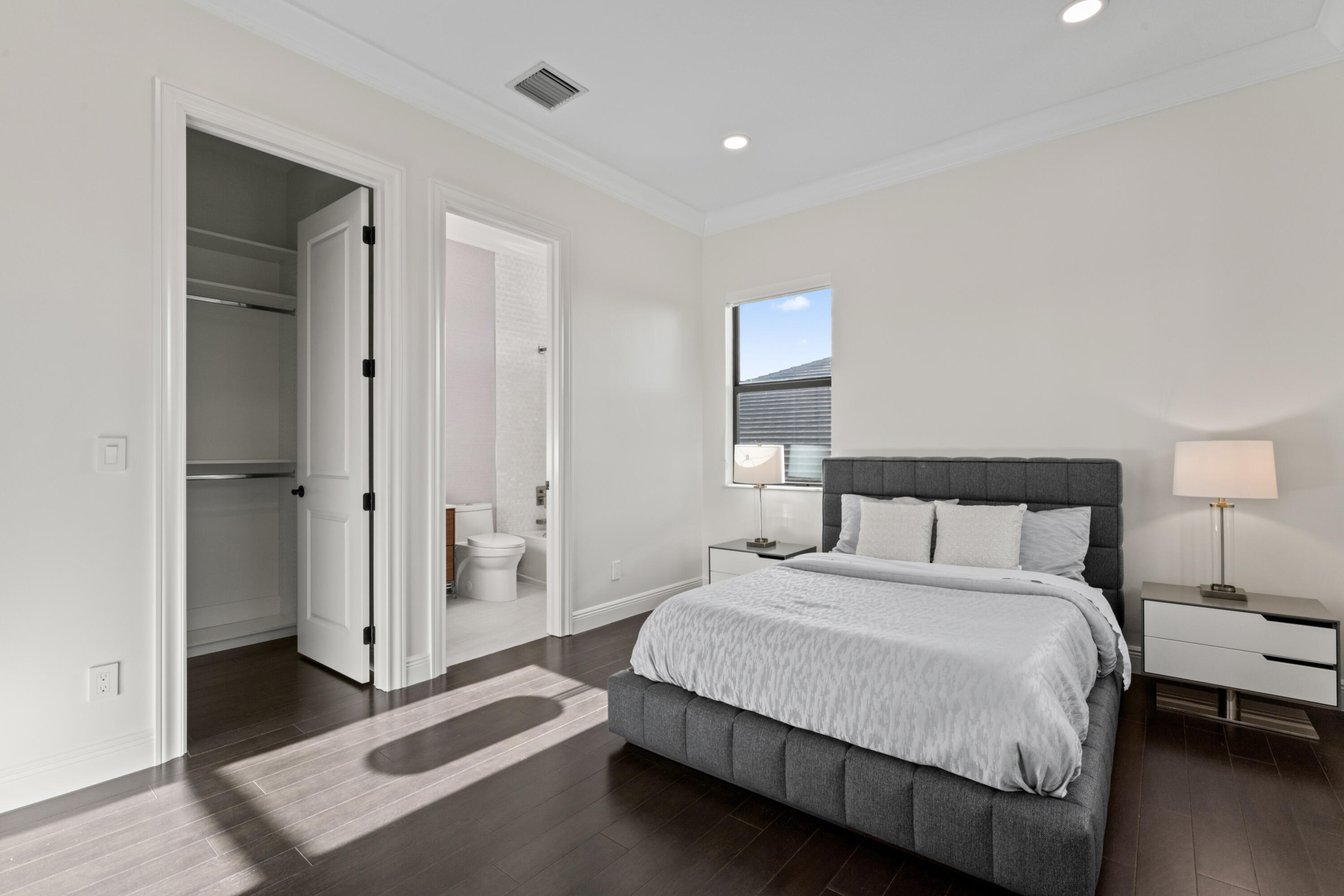 2630 NW 69th Street