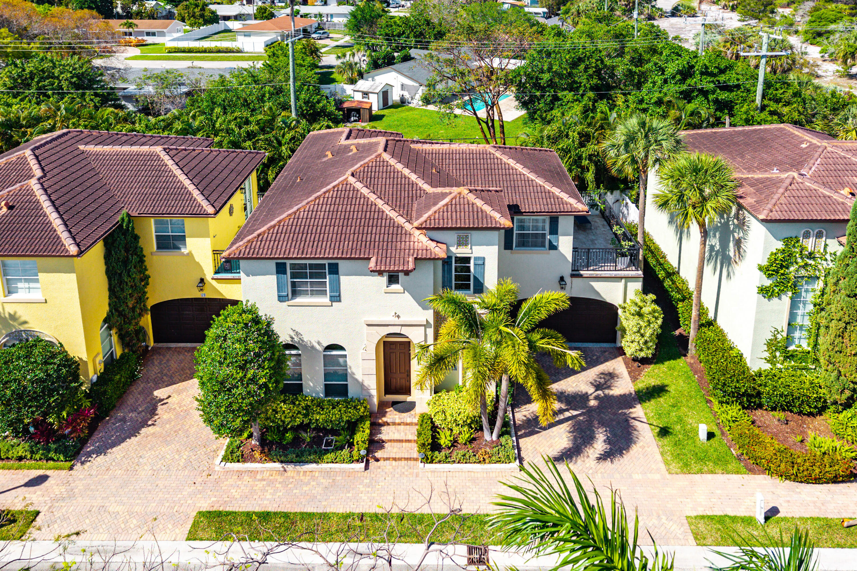 71 Via Poinciana Lane