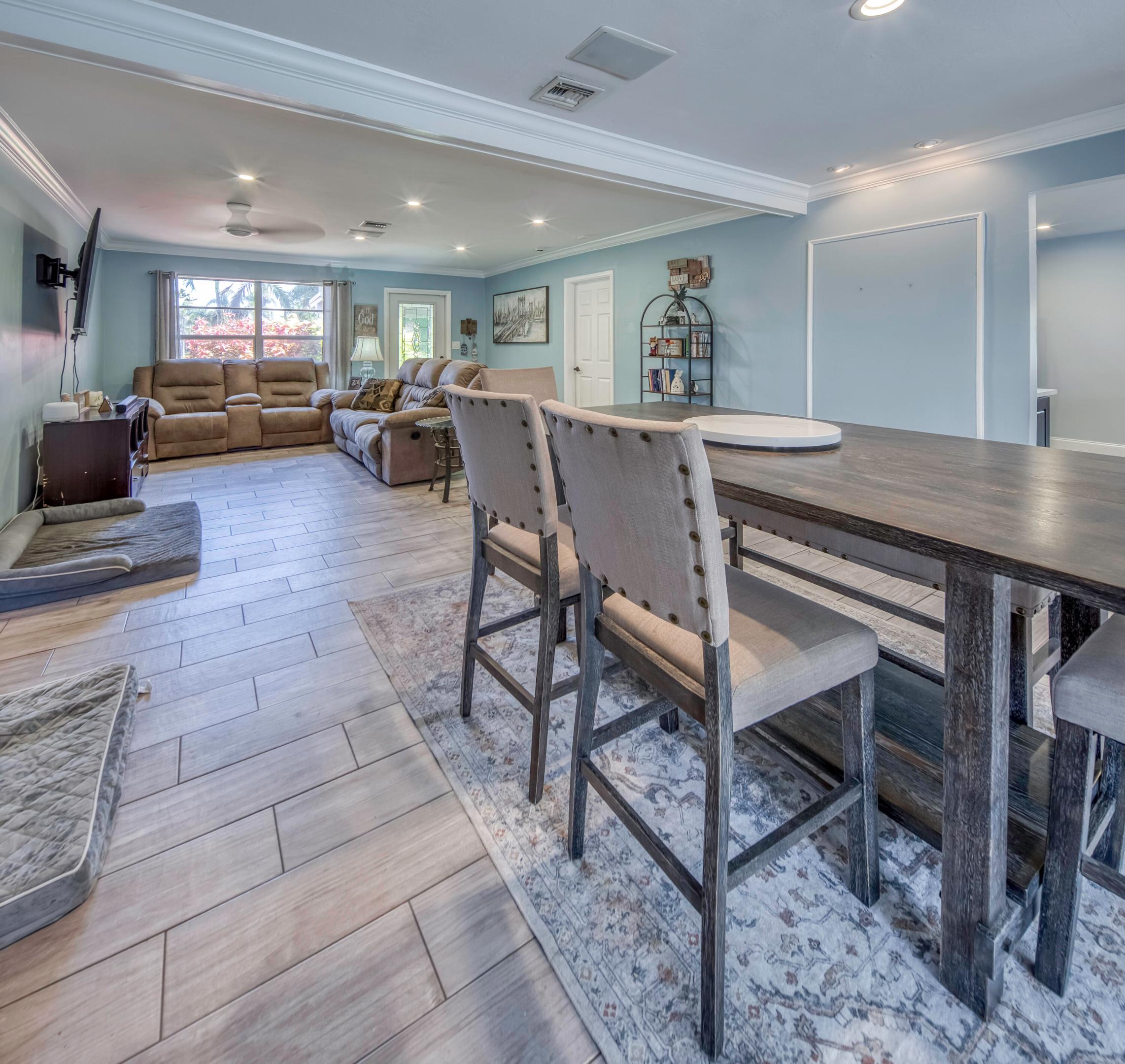1328 Lake Victoria Drive
