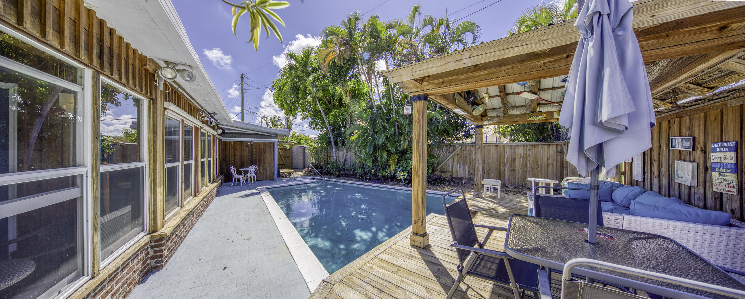 1328 Lake Victoria Drive