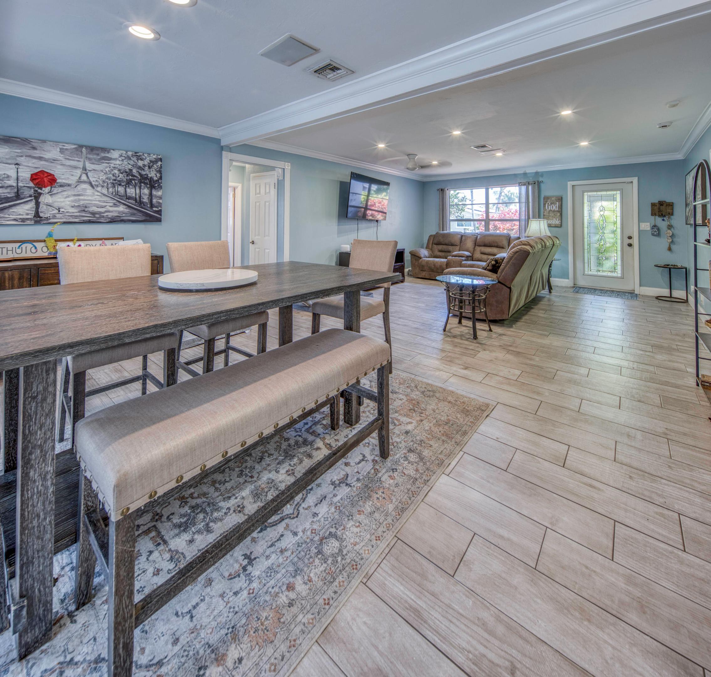 1328 Lake Victoria Drive