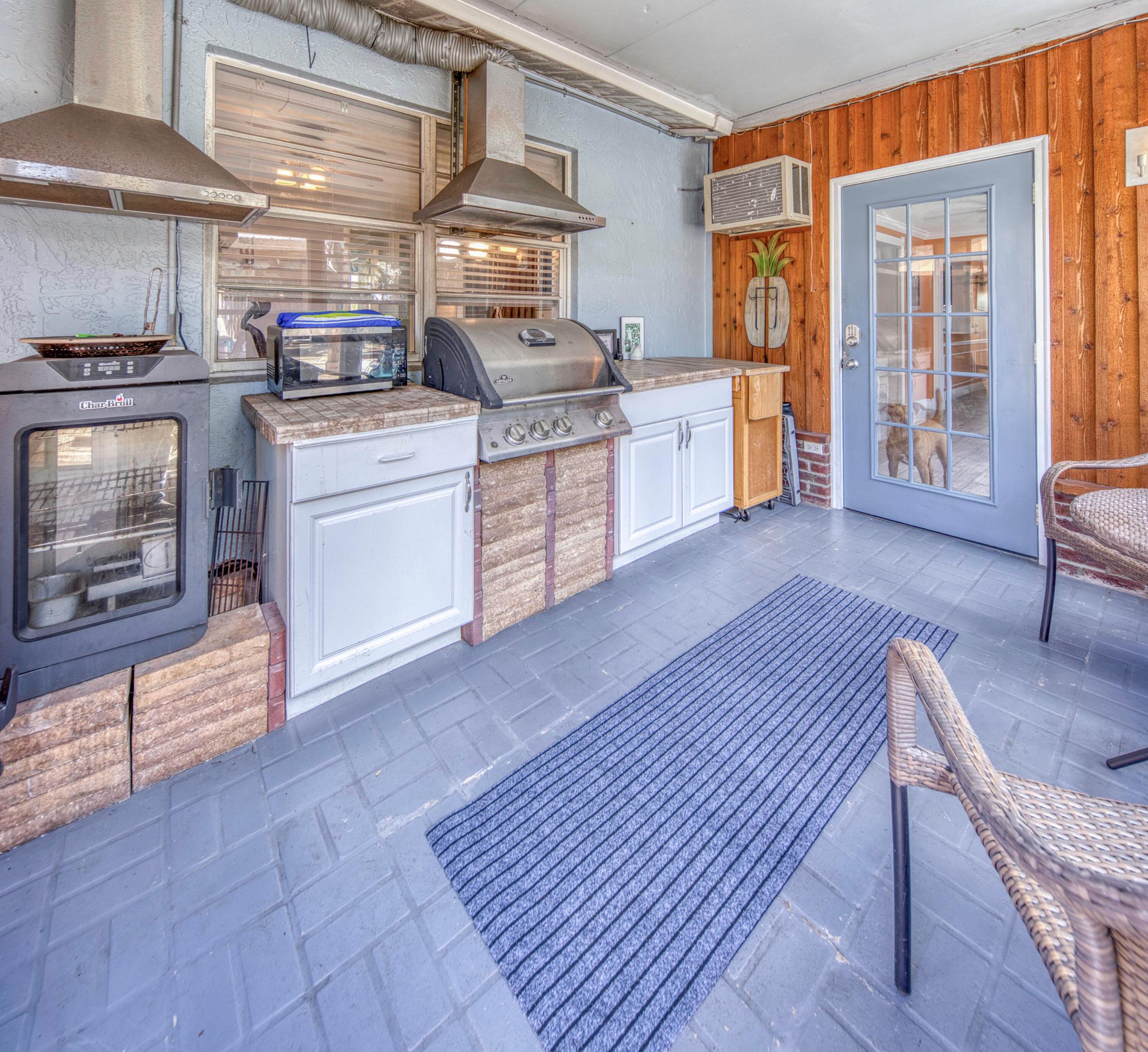1328 Lake Victoria Drive