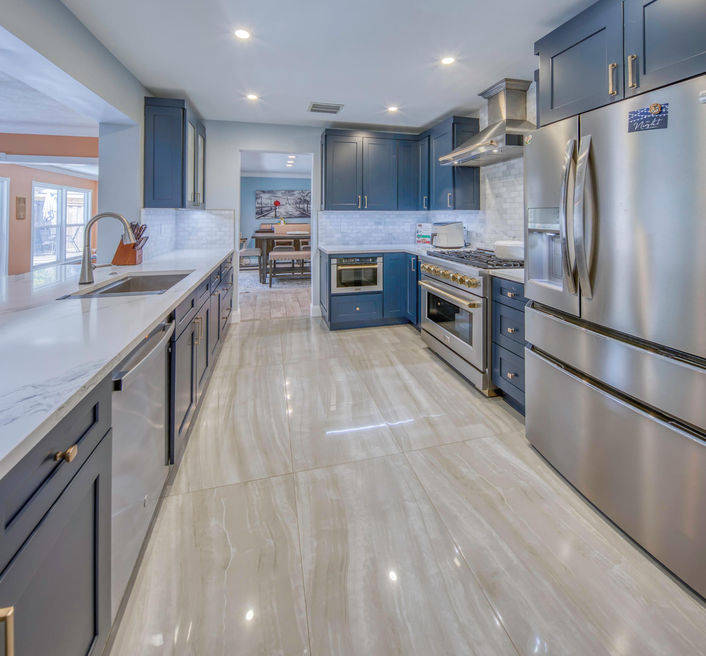 1328 Lake Victoria Drive
