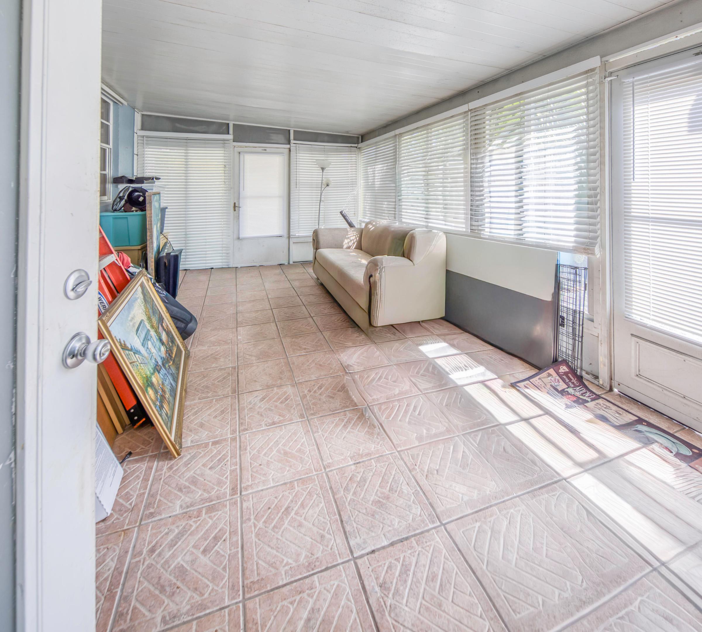 1328 Lake Victoria Drive