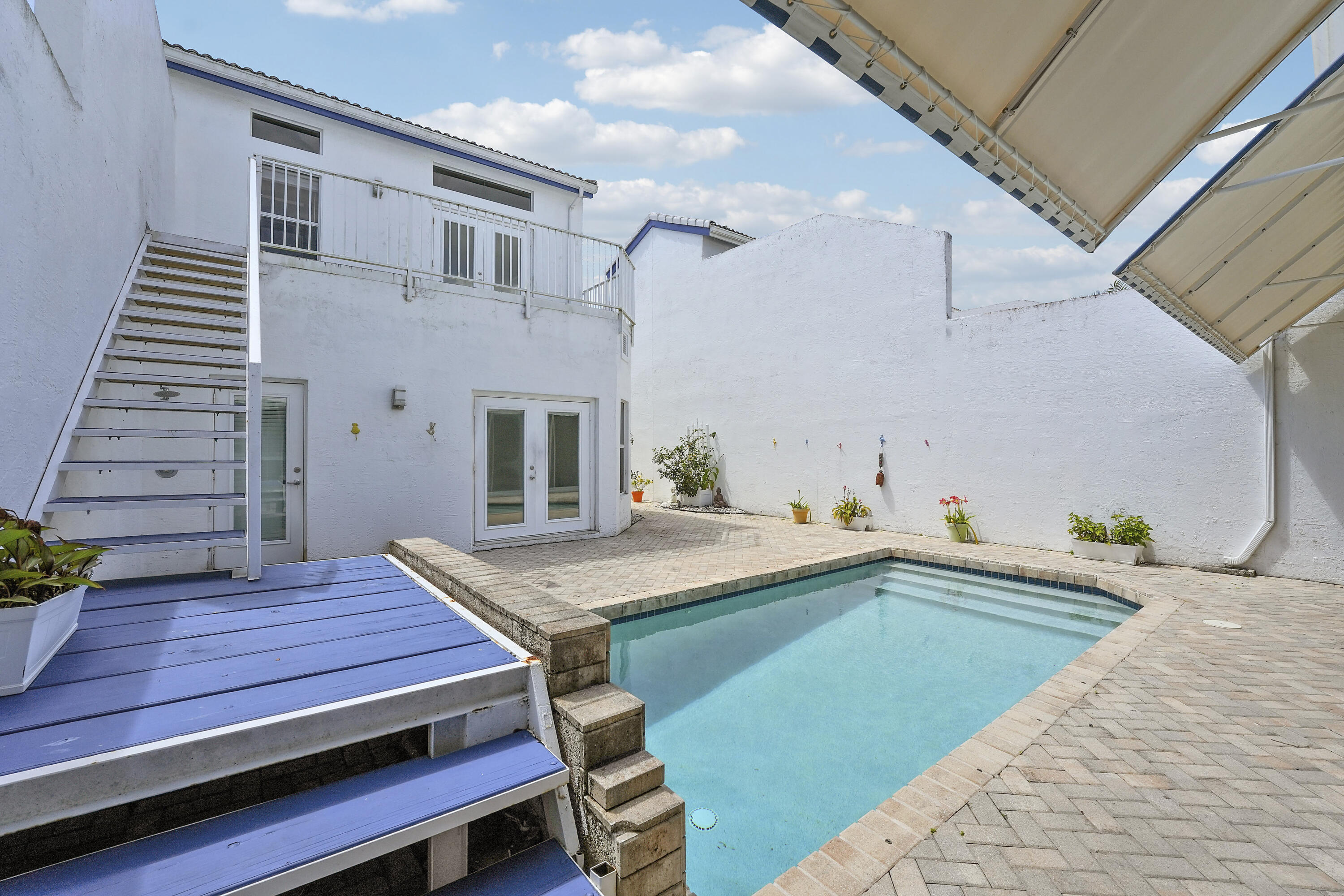 3703 Mykonos Court